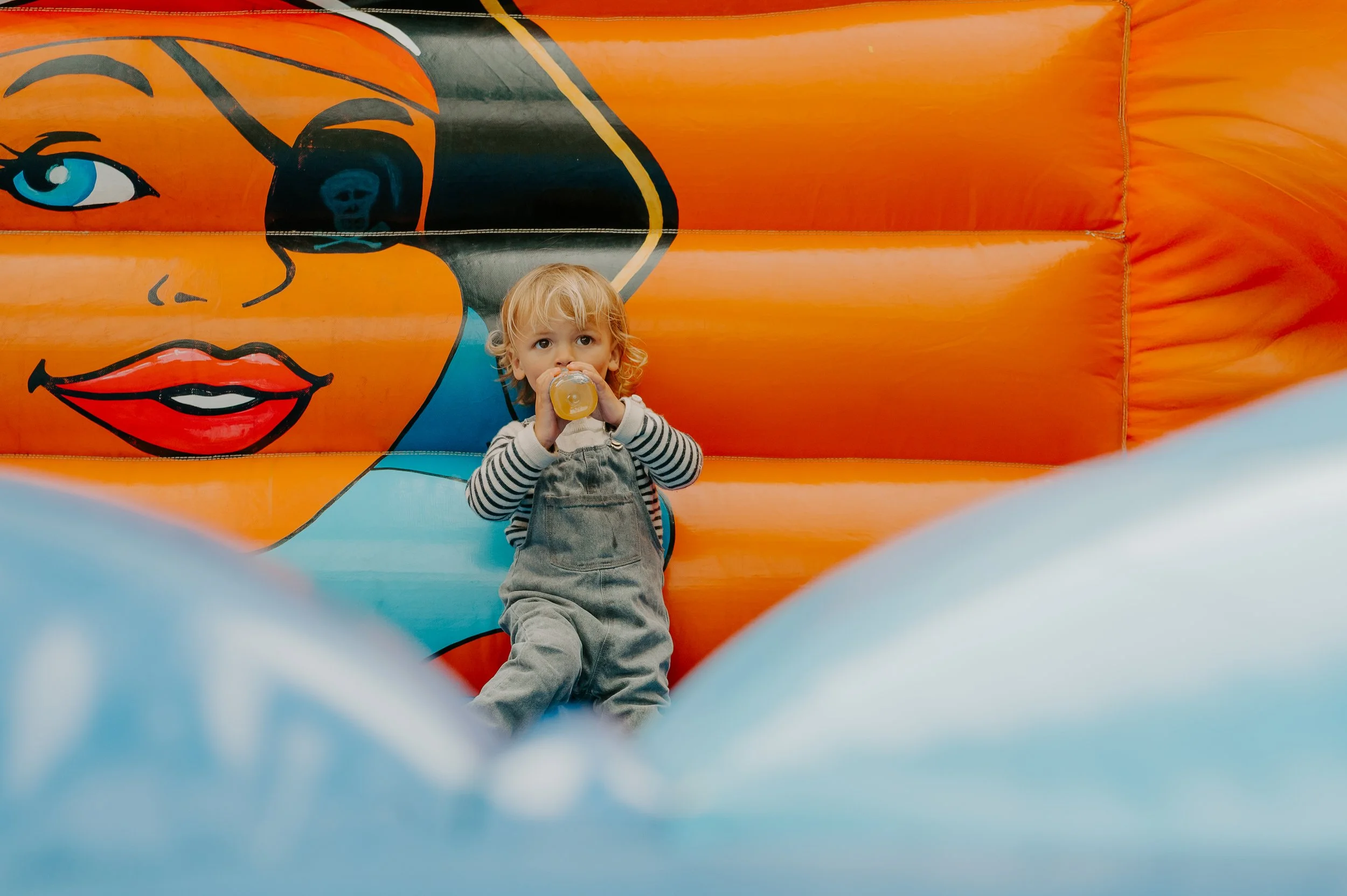 gezinsfotografie, gezinsshoot, gezinsreportage, kind, kinderen, newborn, newbornfotografie, baby, familieshoot, familiefoto's, familiefotografie, feest, feestfotografie, feestshoot