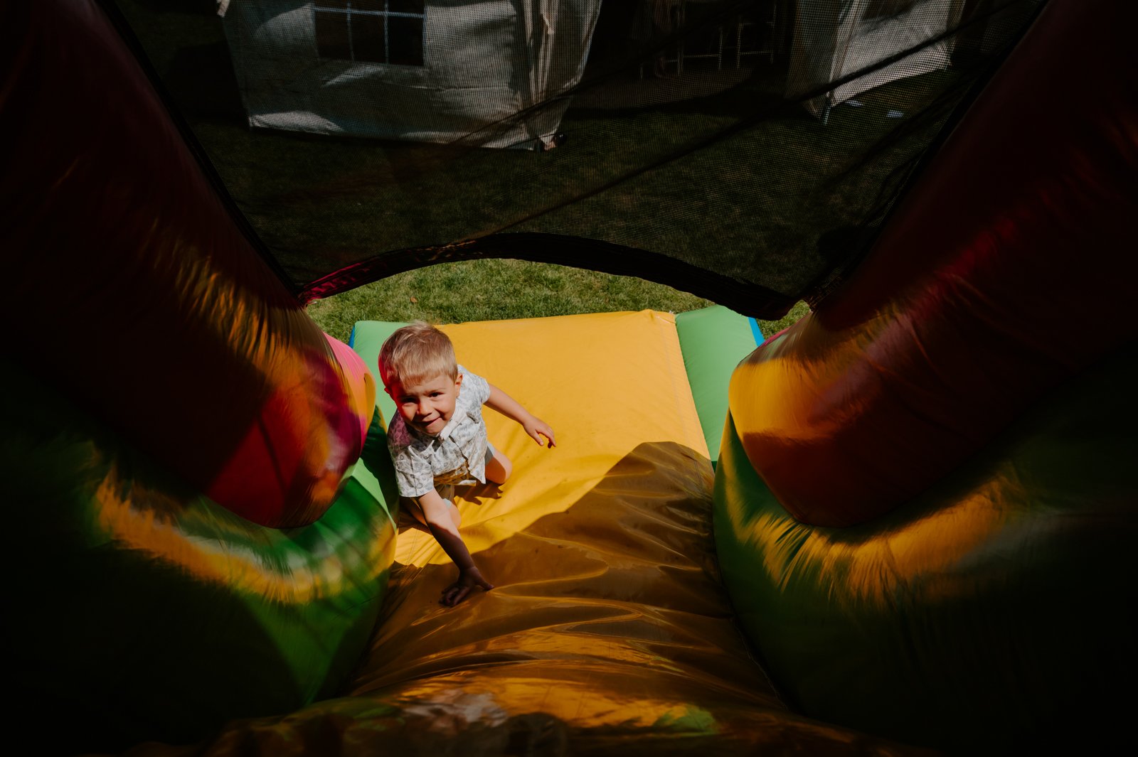 gezinsfotografie, gezinsshoot, gezinsreportage, kind, kinderen, newborn, newbornfotografie, baby, familieshoot, familiefoto's, familiefotografie, feest, feestfotografie, feestshoot