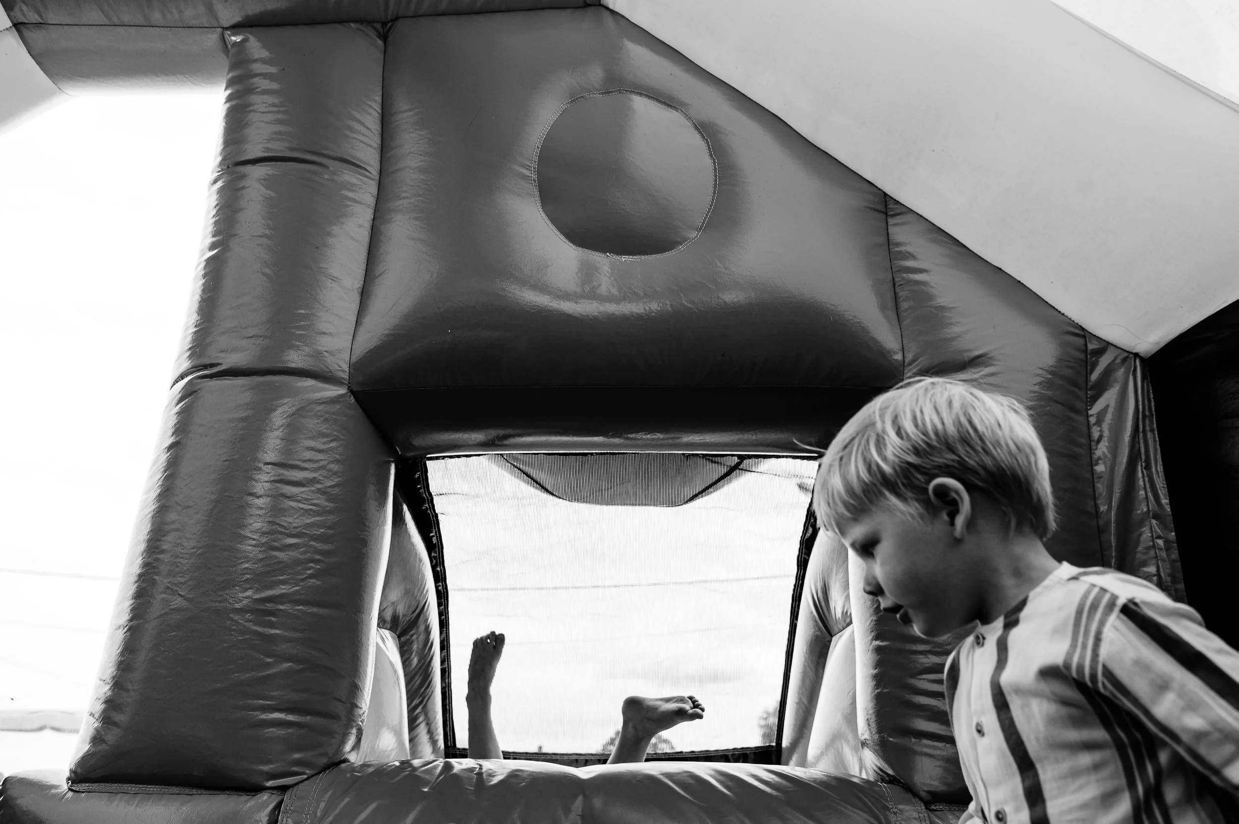 gezinsfotografie, gezinsshoot, gezinsreportage, kind, kinderen, newborn, newbornfotografie, baby, familieshoot, familiefoto's, familiefotografie, feest, feestfotografie, feestshoot