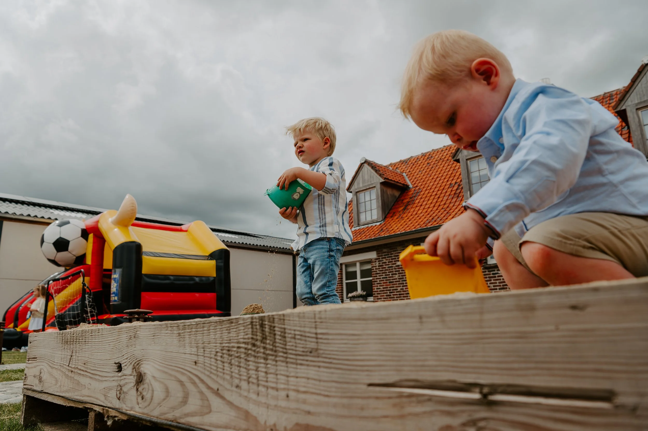 gezinsfotografie, gezinsshoot, gezinsreportage, kind, kinderen, newborn, newbornfotografie, baby, familieshoot, familiefoto's, familiefotografie, feest, feestfotografie, feestshoot