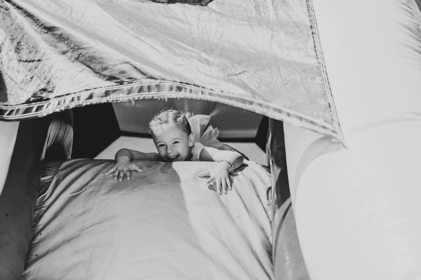 gezinsfotografie, gezinsshoot, gezinsreportage, kind, kinderen, newborn, newbornfotografie, baby, familieshoot, familiefoto's, familiefotografie, feest, feestfotografie, feestshoot