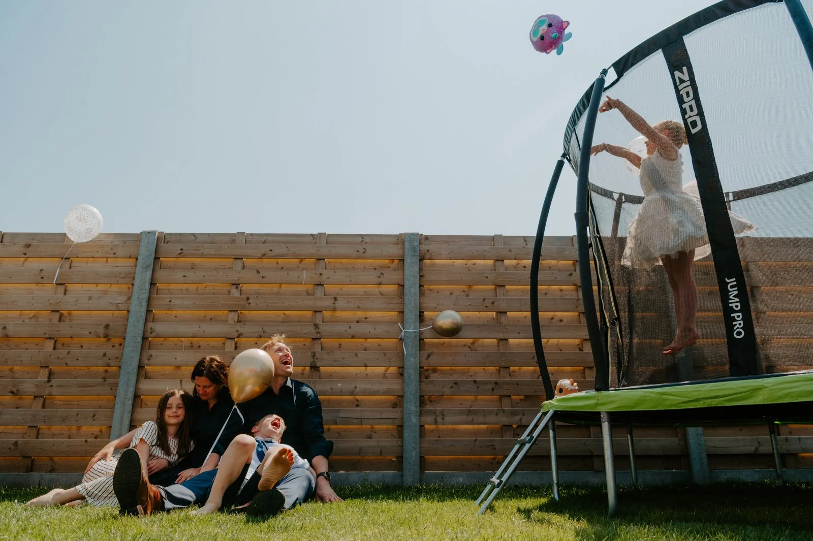 gezinsfotografie, gezinsshoot, gezinsreportage, kind, kinderen, newborn, newbornfotografie, baby, familieshoot, familiefoto's, familiefotografie, feest, feestfotografie, feestshoot