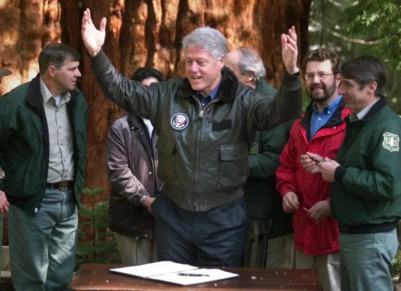 MTD CEK CLINTON SIGNING.JPG