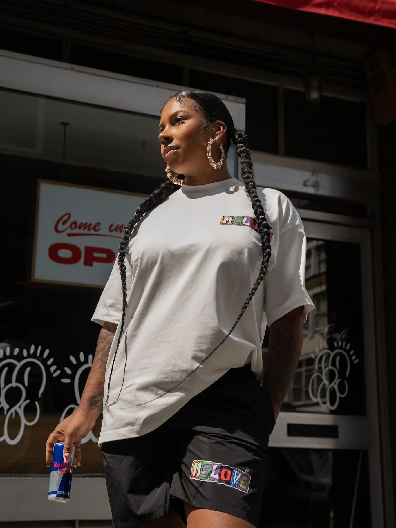@meloveclo x @sadeskiss 

Model: @xxelldxx 
Hair: @taintedhairco_ 
Makeup: @benzdollhouse 

&bull;
&bull;
&bull;
&bull;
&bull;
#remmivisuals #streetphotography #ukbrands #londonphotography #londonphotographer #manchesterphotographer #streetmood #phot