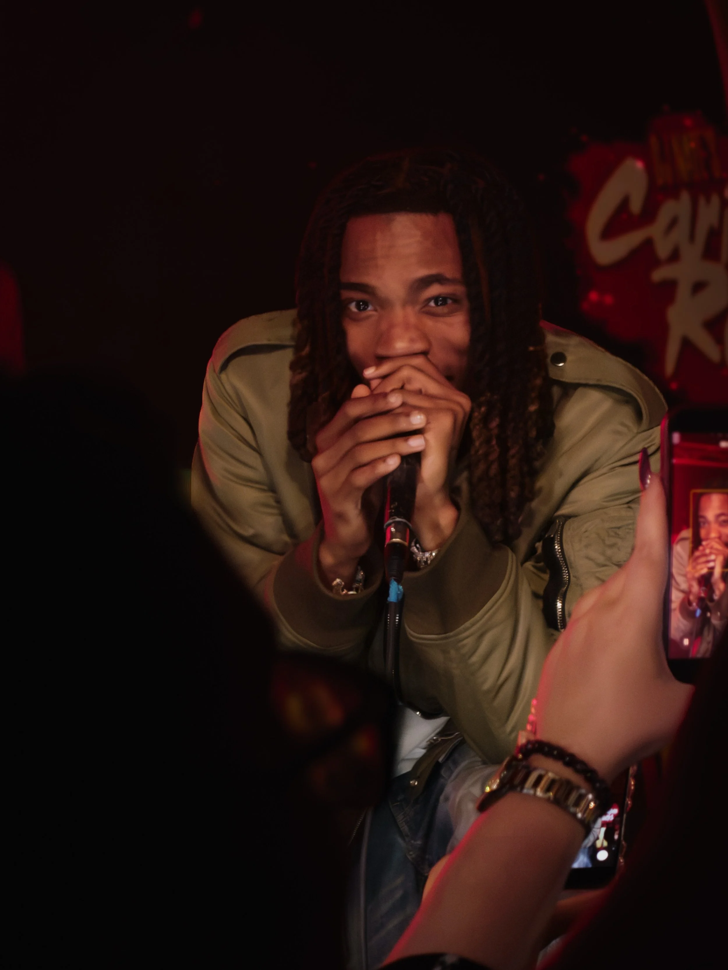 Moments from Armanii&rsquo;s Manchester show. 🎤
Shot on a Sony Cyber-shot RX100 📸
Concert Photography &bull; Live Events &bull; Content Creation
DM to book 📩

&bull;
&bull;
&bull;
&bull;
#remmivisuals #liveconcert #liveevents #concertphotographer