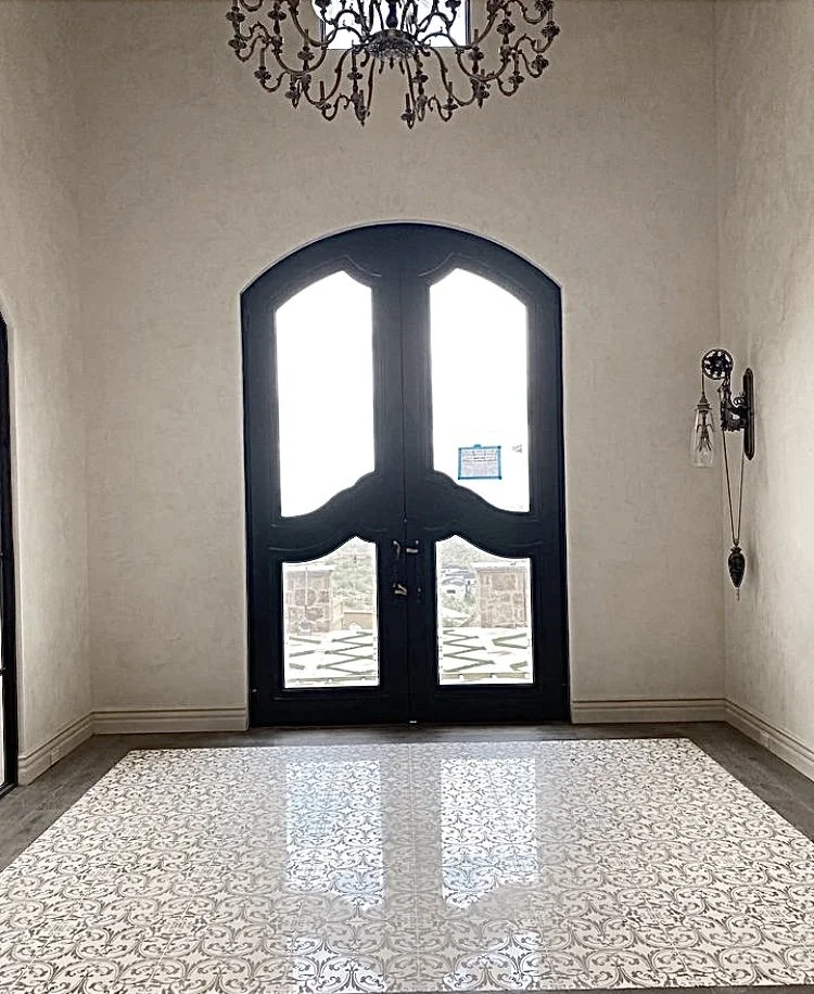 Thassos marble floor WTS66-312R Noce stain 18x18 Photos by designer Fratantoni.