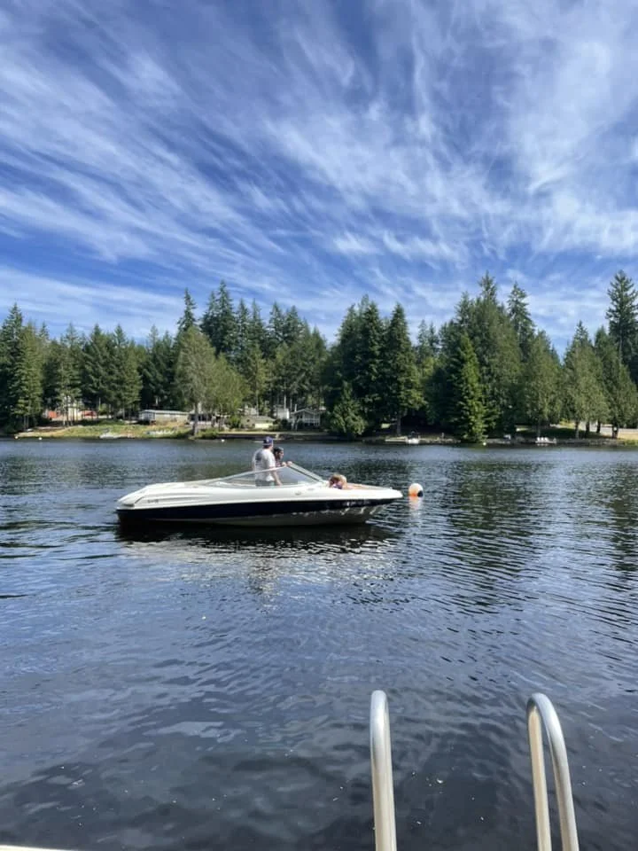 boat on big lake.jpg