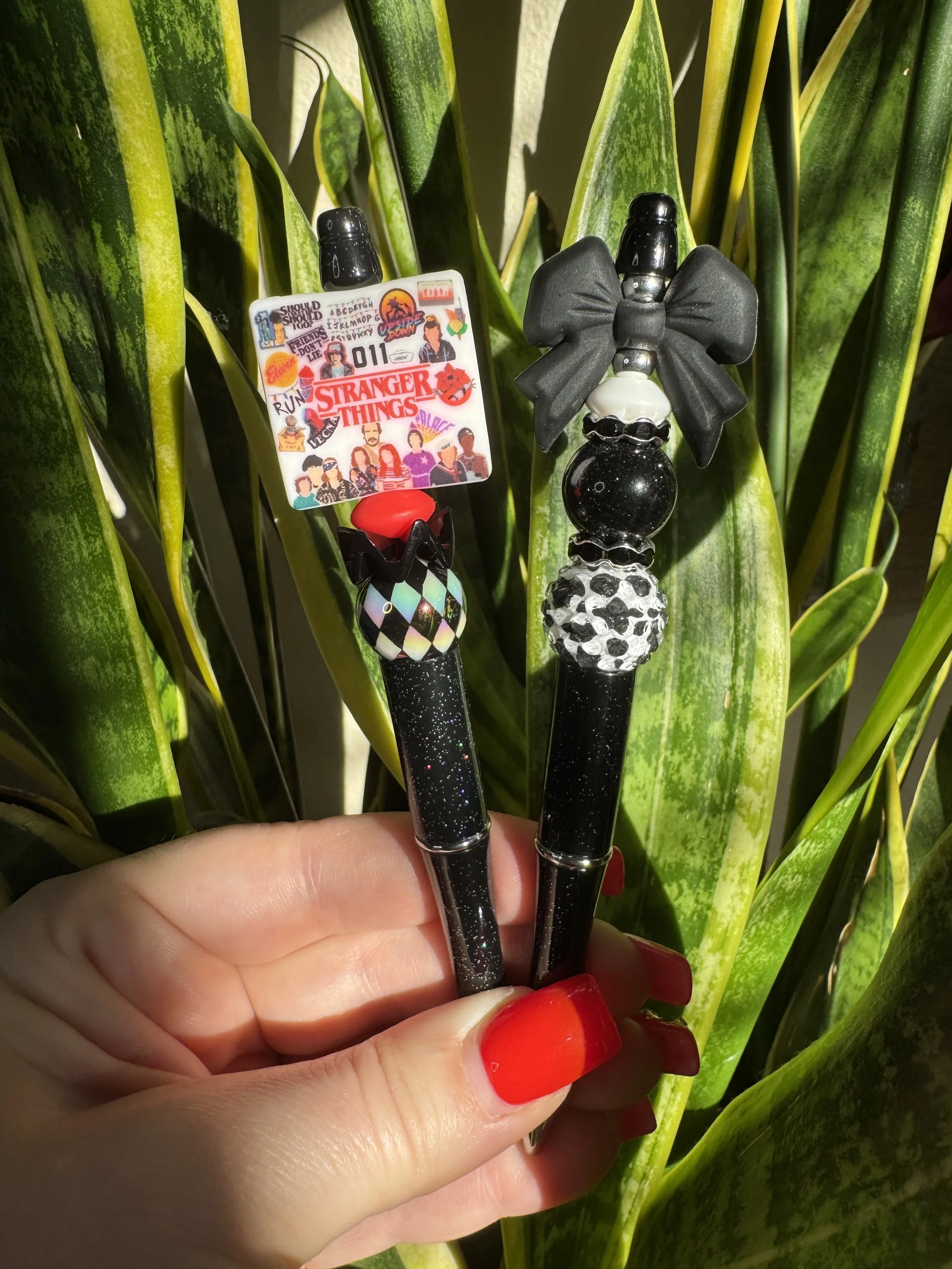 STRANGER THINGS, BLACK BOW TRIO