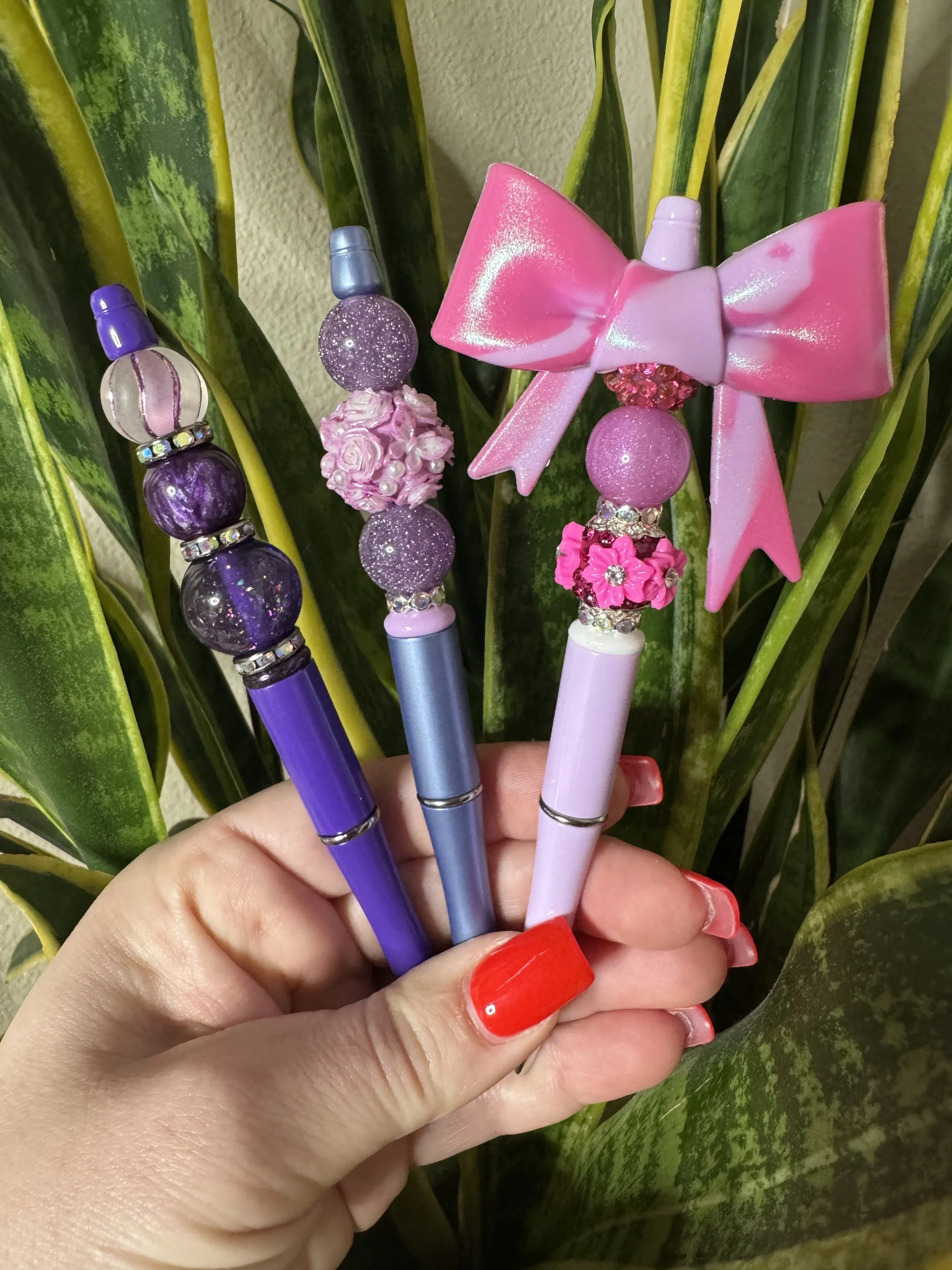 PURPLE'S TRIO, PURPLE FLOWER TRIO, PURPLE/PINK SWIRL BOW