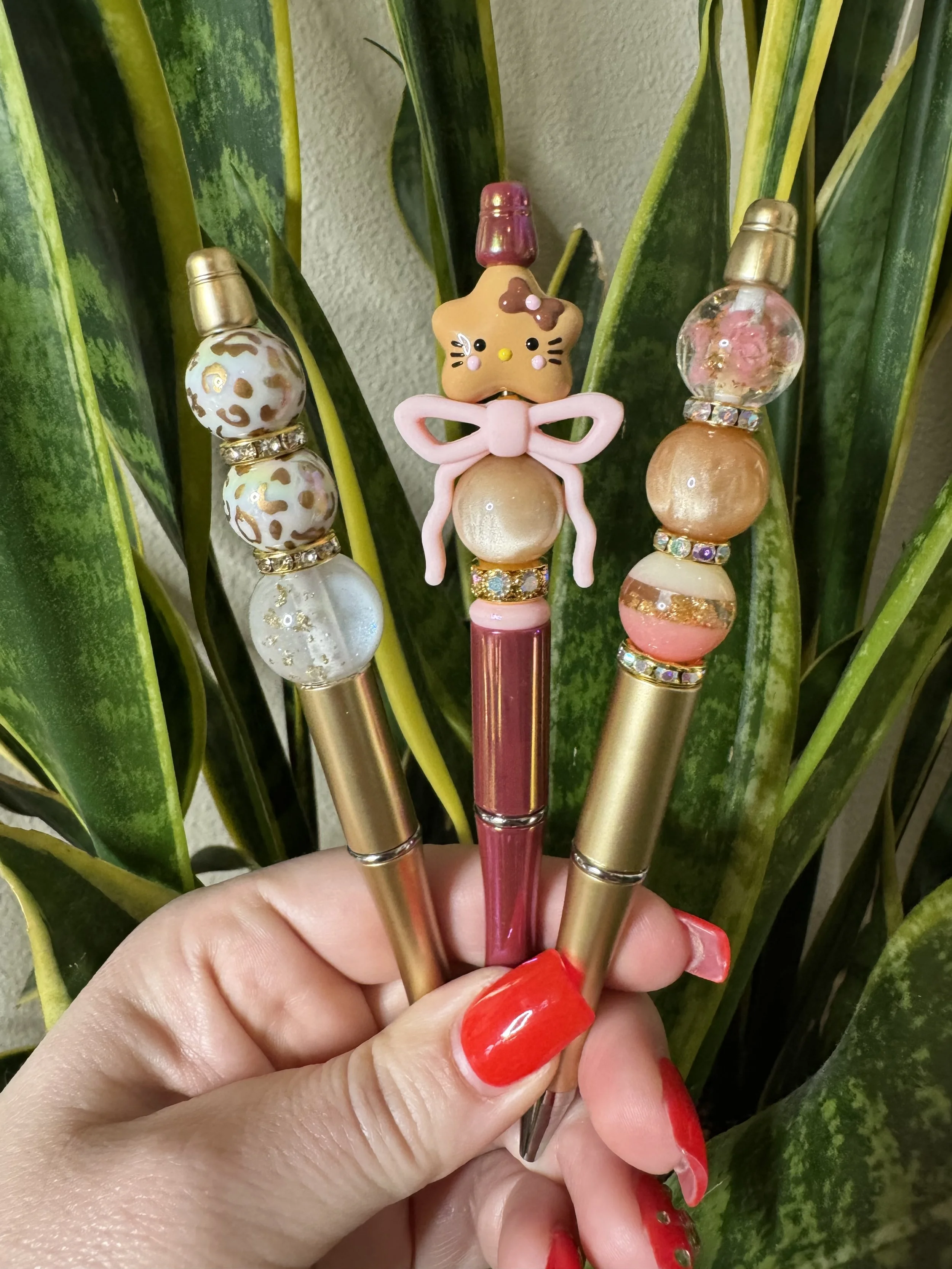 GOLDEN LEOPARD TRIO, HK STAR WITH BOW, GOLDEN CORAL TRIO