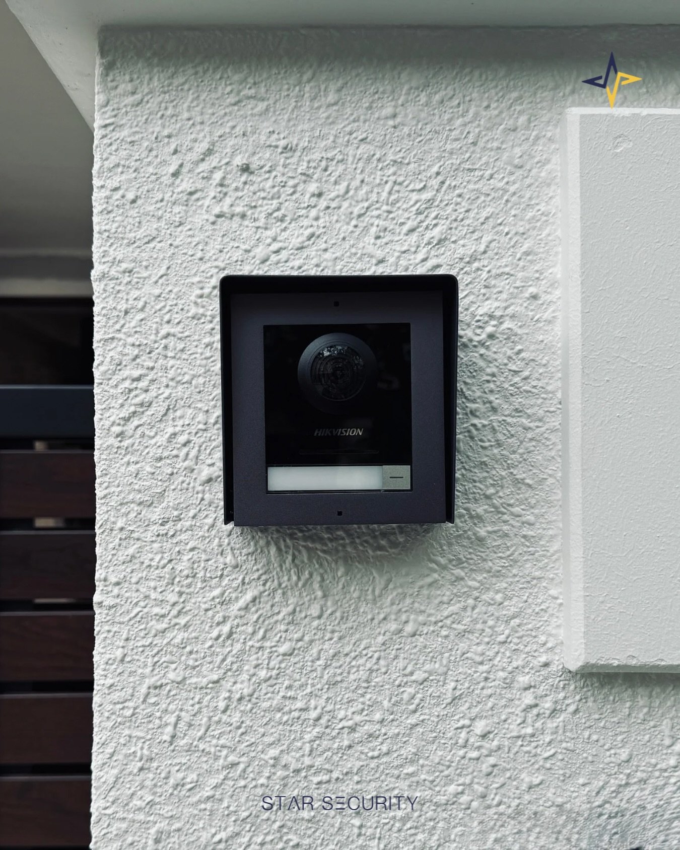 Project: IP Video Intercom for Landed Property
Product: IP Video Intercom System
Brand: @hikvision 

Building or upgrading your home?
Enhance your safety and convenience with a smart IP video intercom system.

See, talk to, and screen your visitors f