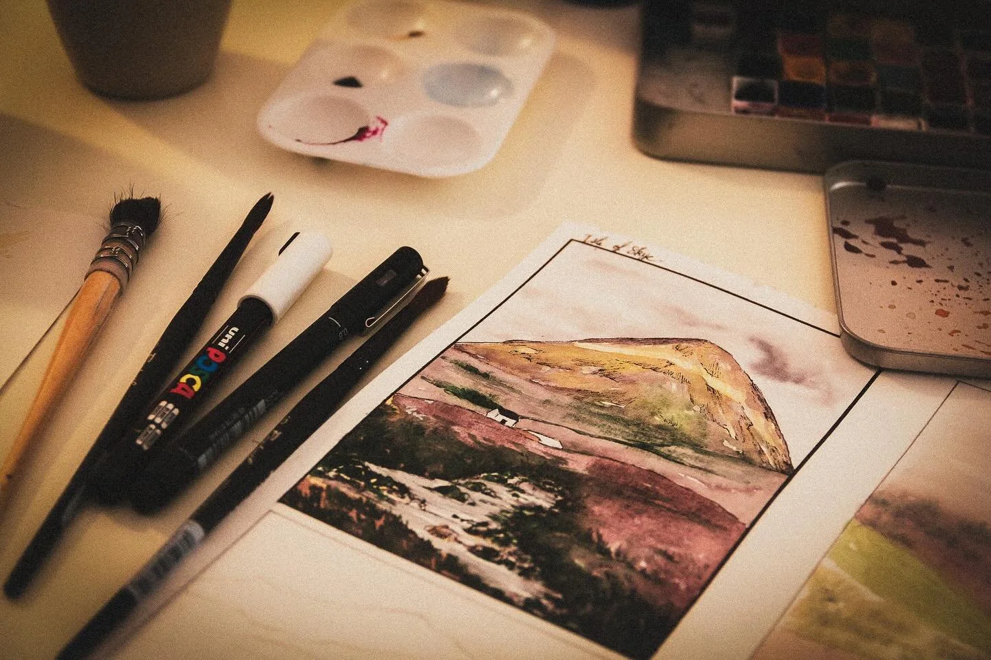 L&rsquo;aquarelle est pour moi le meilleur moyen d&rsquo;exprimer et repr&eacute;senter ce que je ressens et ce que je per&ccedil;ois. 
.
La beaut&eacute; d&rsquo;un paysage, d&rsquo;un instant &eacute;ph&eacute;m&egrave;re&hellip; 
Quand je d&eacute