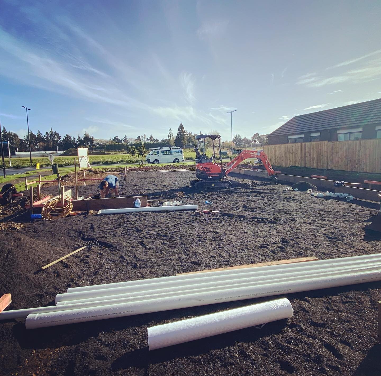 Stoked the sun has come out for us to get underway on another subfloor for @emandeehomes out at @paeratarise. Dry days certainly make life easier.