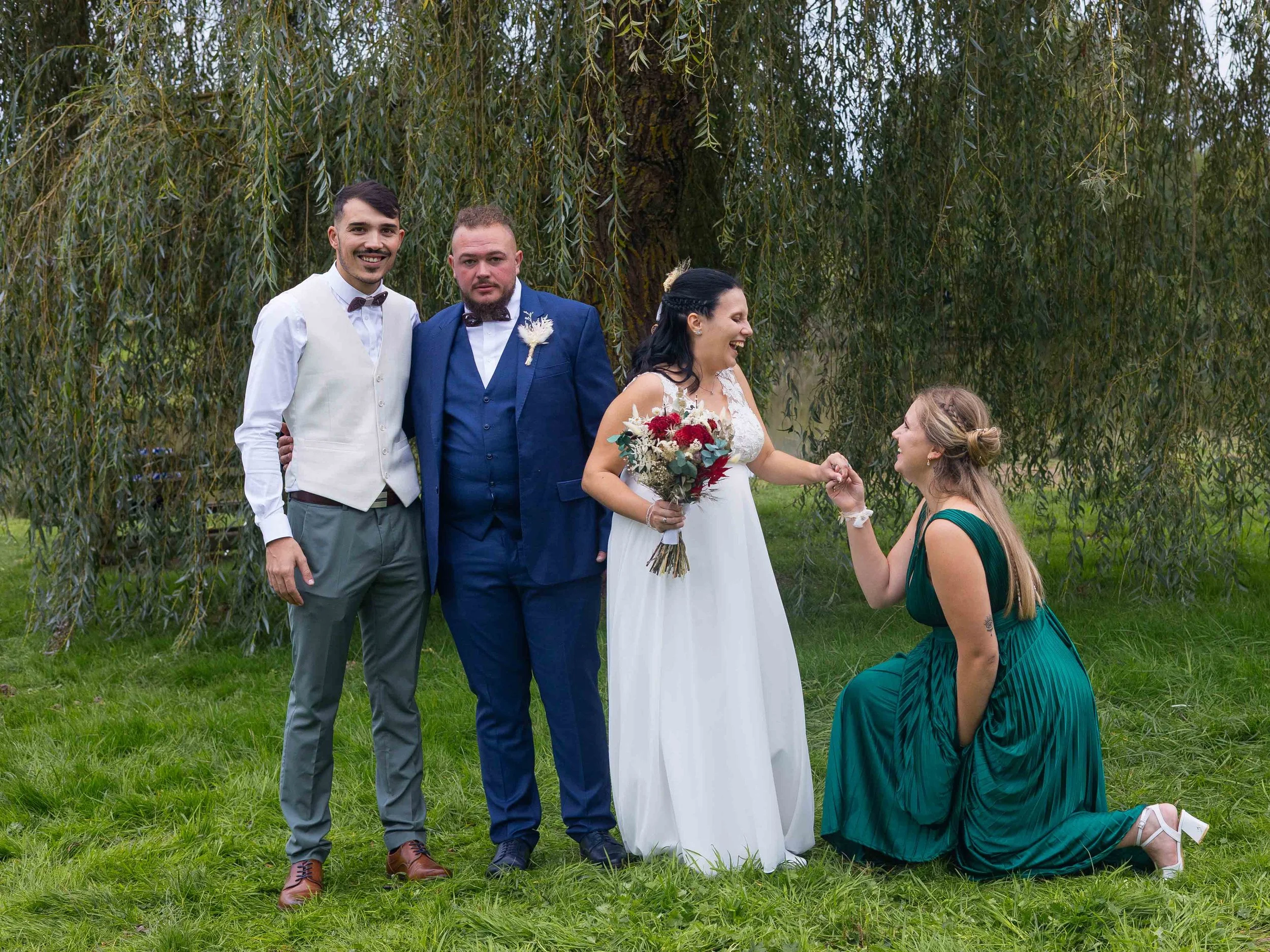 photo de mariage, photographie de mariage, photographe de mariage, couple de mariés, mariage romantique, photo de couple mariage, photo de mariage romantique, photo de mariage élégante, reportage photo mariage, photographe mariage professionnel, souv