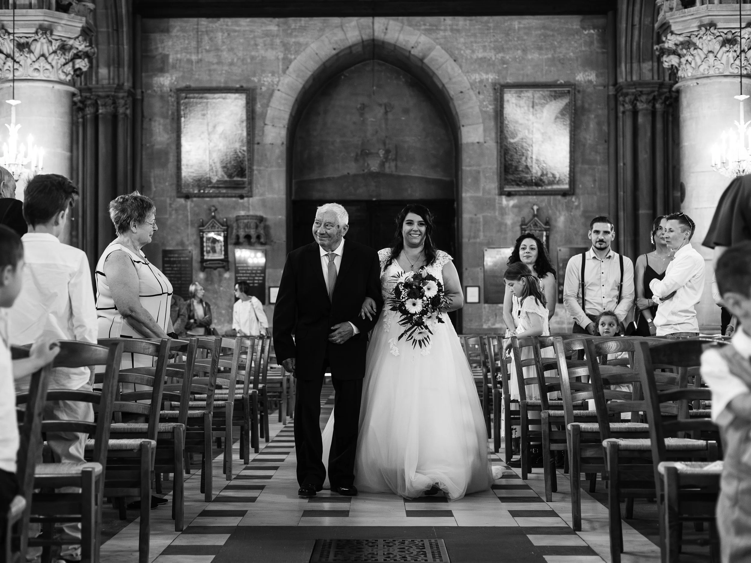 photo de mariage, photographie de mariage, photographe de mariage, couple de mariés, mariage romantique, photo de couple mariage, photo de mariage romantique, photo de mariage élégante, reportage photo mariage, photographe mariage professionnel, souv