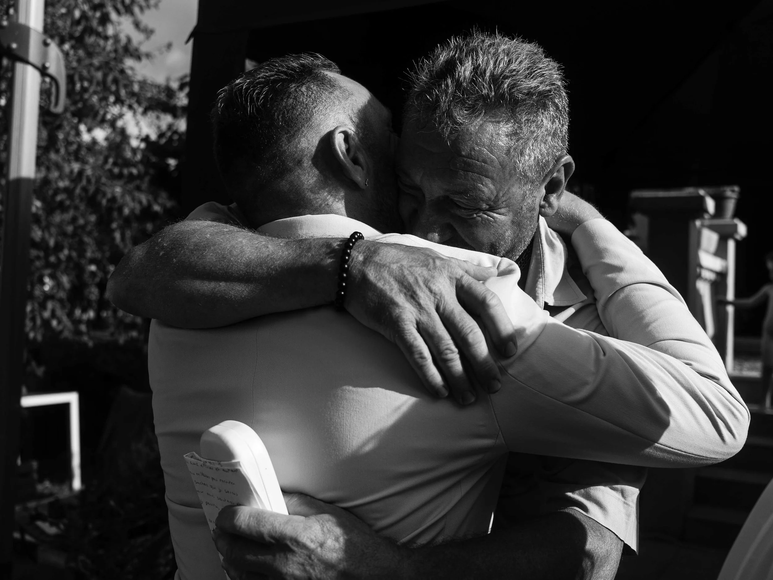 photo de mariage, photographie de mariage, photographe de mariage, couple de mariés, mariage romantique, photo de couple mariage, photo de mariage romantique, photo de mariage élégante, reportage photo mariage, photographe mariage professionnel, souv