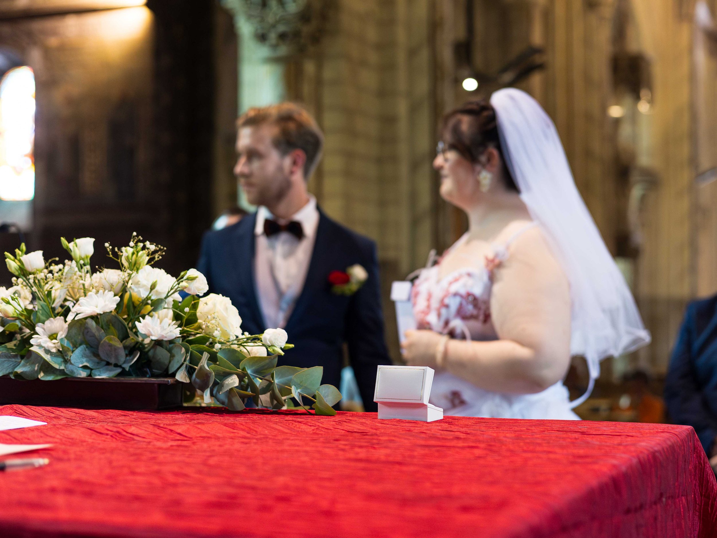 photo de mariage, photographie de mariage, photographe de mariage, couple de mariés, mariage romantique, photo de couple mariage, photo de mariage romantique, photo de mariage élégante, reportage photo mariage, photographe mariage professionnel, souv