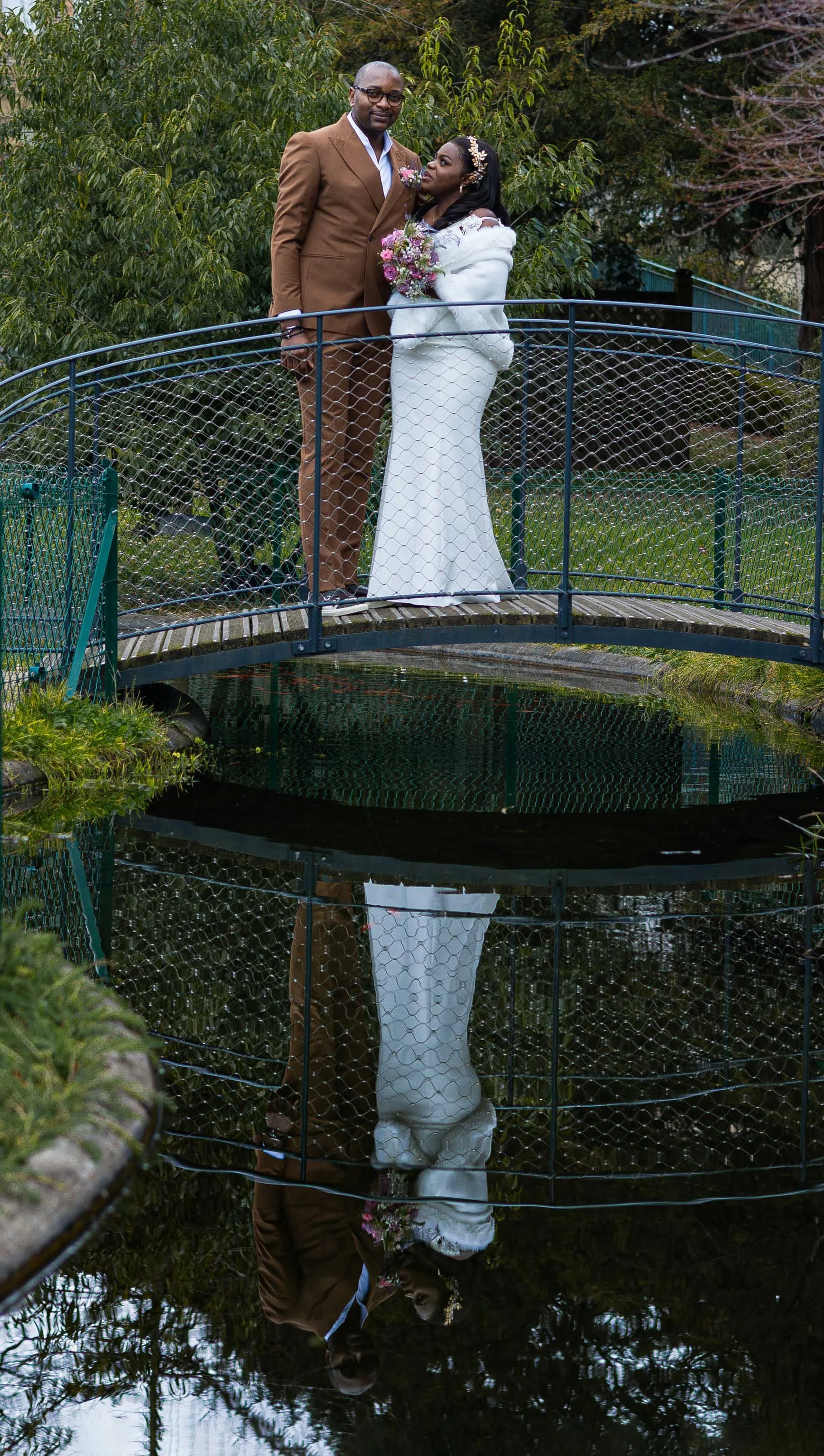 photo de mariage, photographie de mariage, photographe de mariage, couple de mariés, mariage romantique, photo de couple mariage, photo de mariage romantique, photo de mariage élégante, reportage photo mariage, photographe mariage professionnel, souv