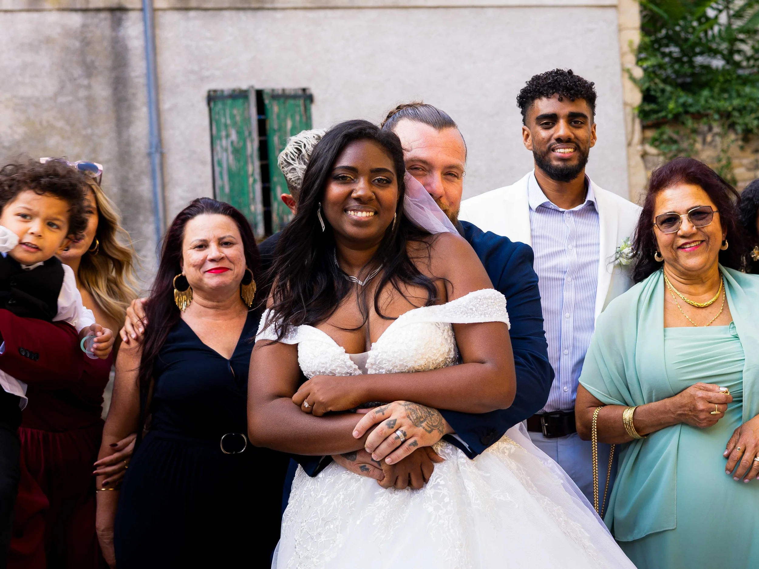 photo de mariage, photographie de mariage, photographe de mariage, couple de mariés, mariage romantique, photo de couple mariage, photo de mariage romantique, photo de mariage élégante, reportage photo mariage, photographe mariage professionnel, souv
