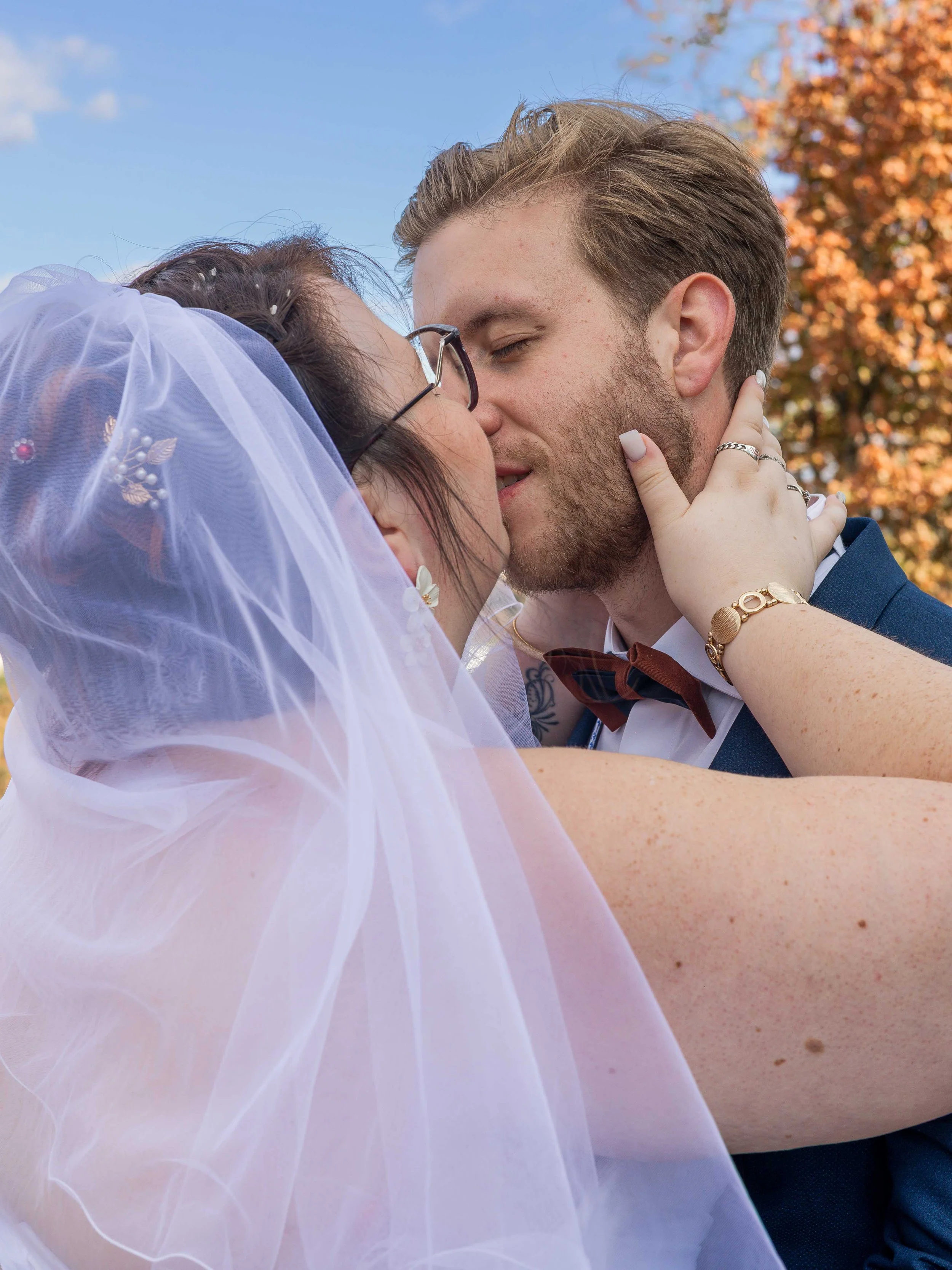 photo de mariage, photographie de mariage, photographe de mariage, couple de mariés, mariage romantique, photo de couple mariage, photo de mariage romantique, photo de mariage élégante, reportage photo mariage, photographe mariage professionnel, souv