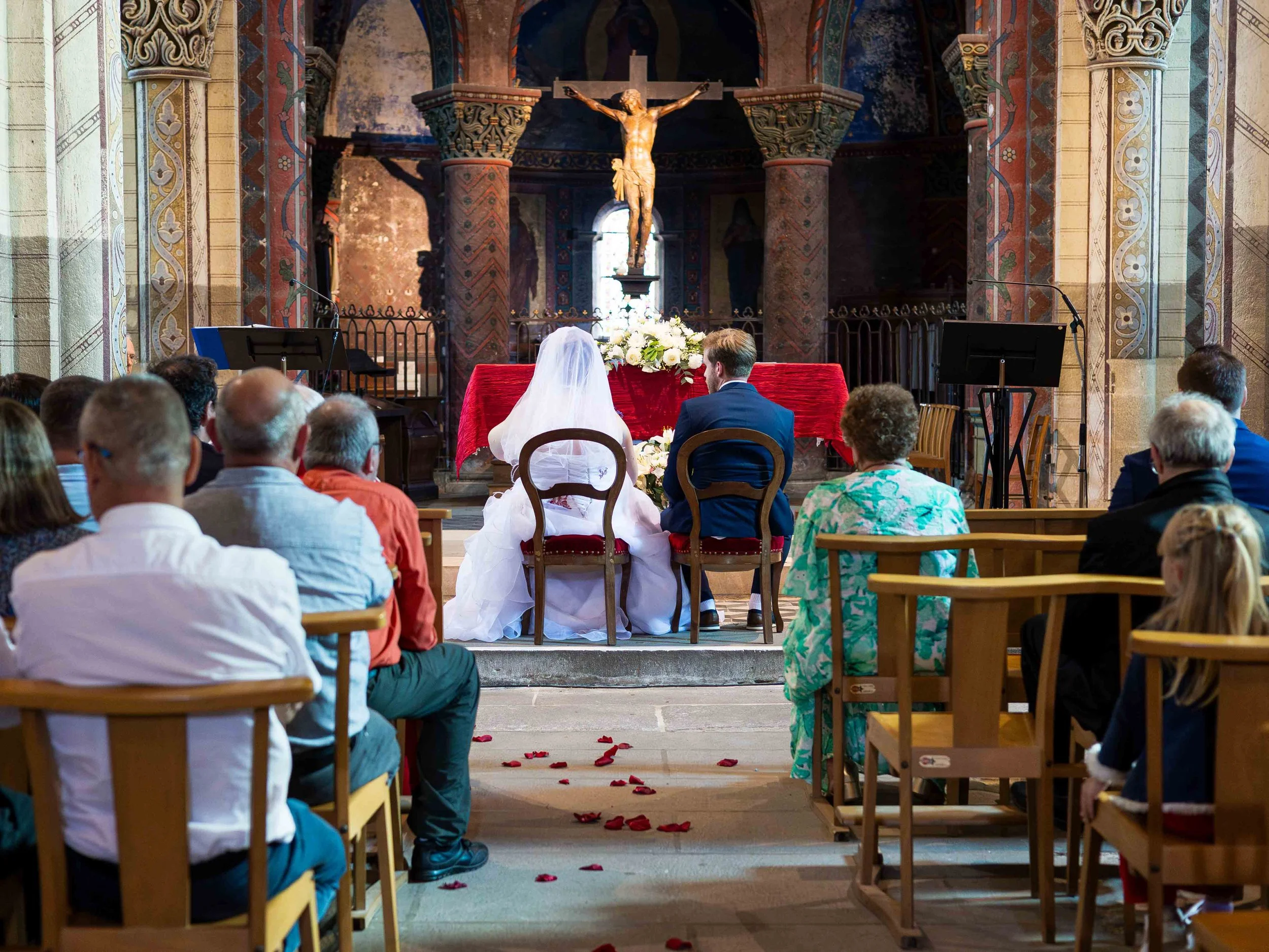 photo de mariage, photographie de mariage, photographe de mariage, couple de mariés, mariage romantique, photo de couple mariage, photo de mariage romantique, photo de mariage élégante, reportage photo mariage, photographe mariage professionnel, souv