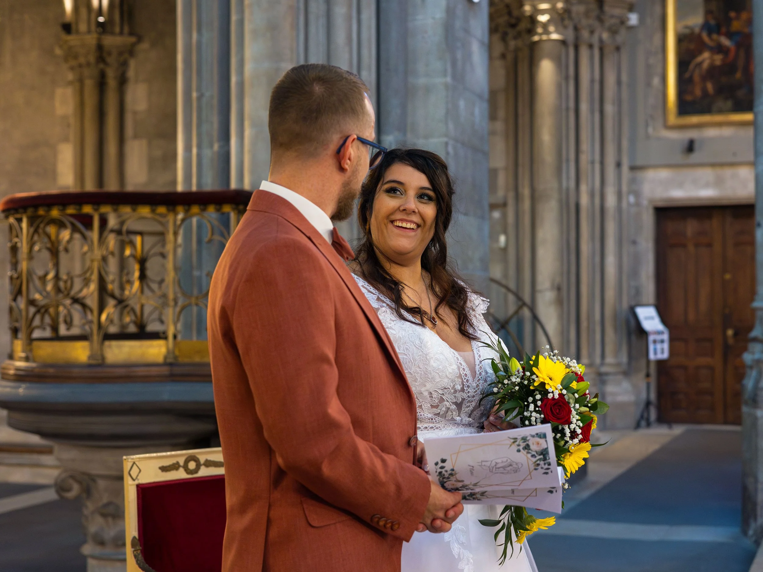 photo de mariage, photographie de mariage, photographe de mariage, couple de mariés, mariage romantique, photo de couple mariage, photo de mariage romantique, photo de mariage élégante, reportage photo mariage, photographe mariage professionnel, souv