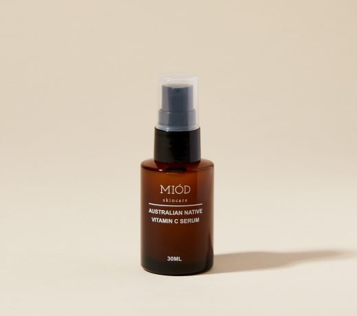 Australian-native-vitamin-c-serum-1-520x460.jpeg