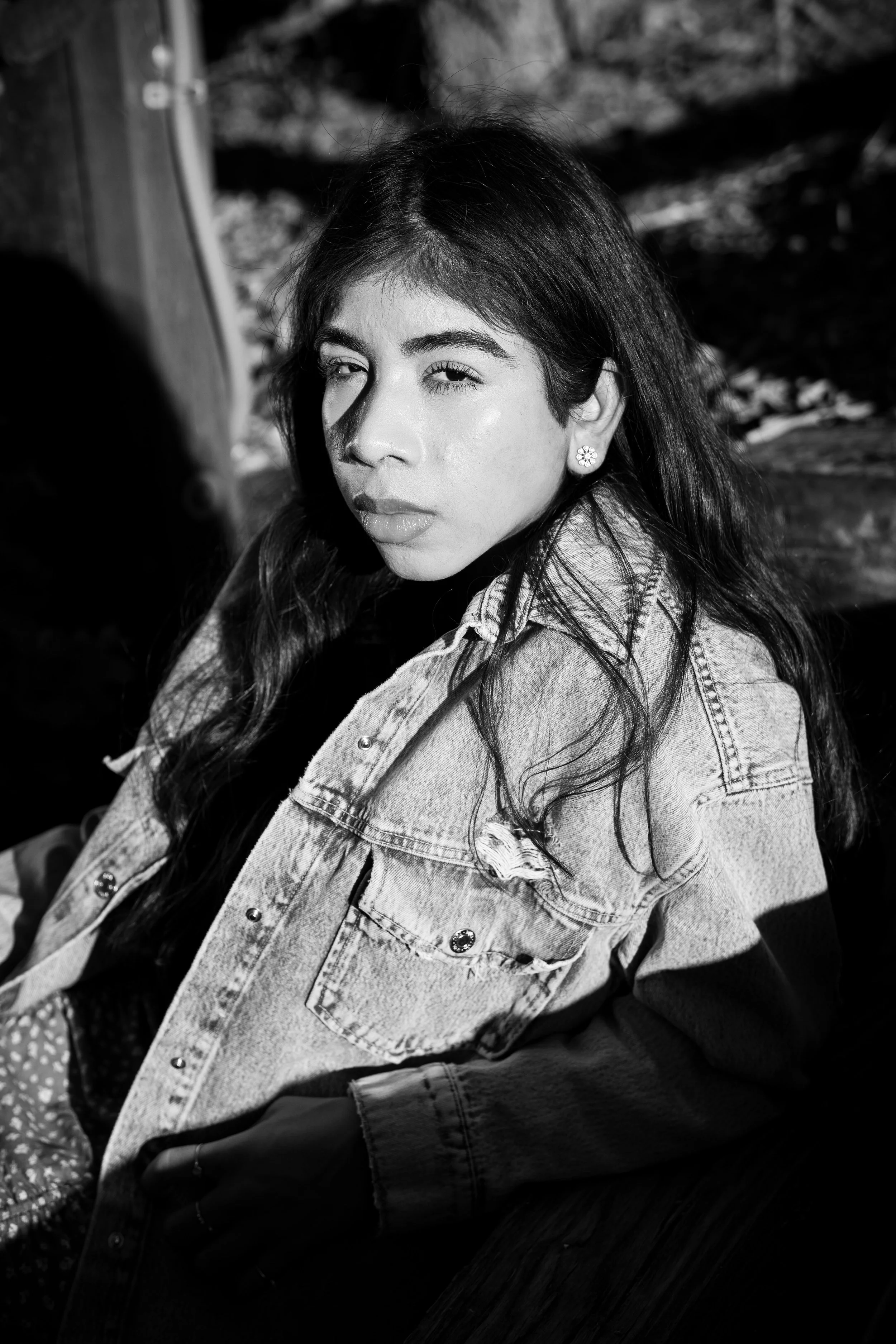 Los Olivos, Look Serious