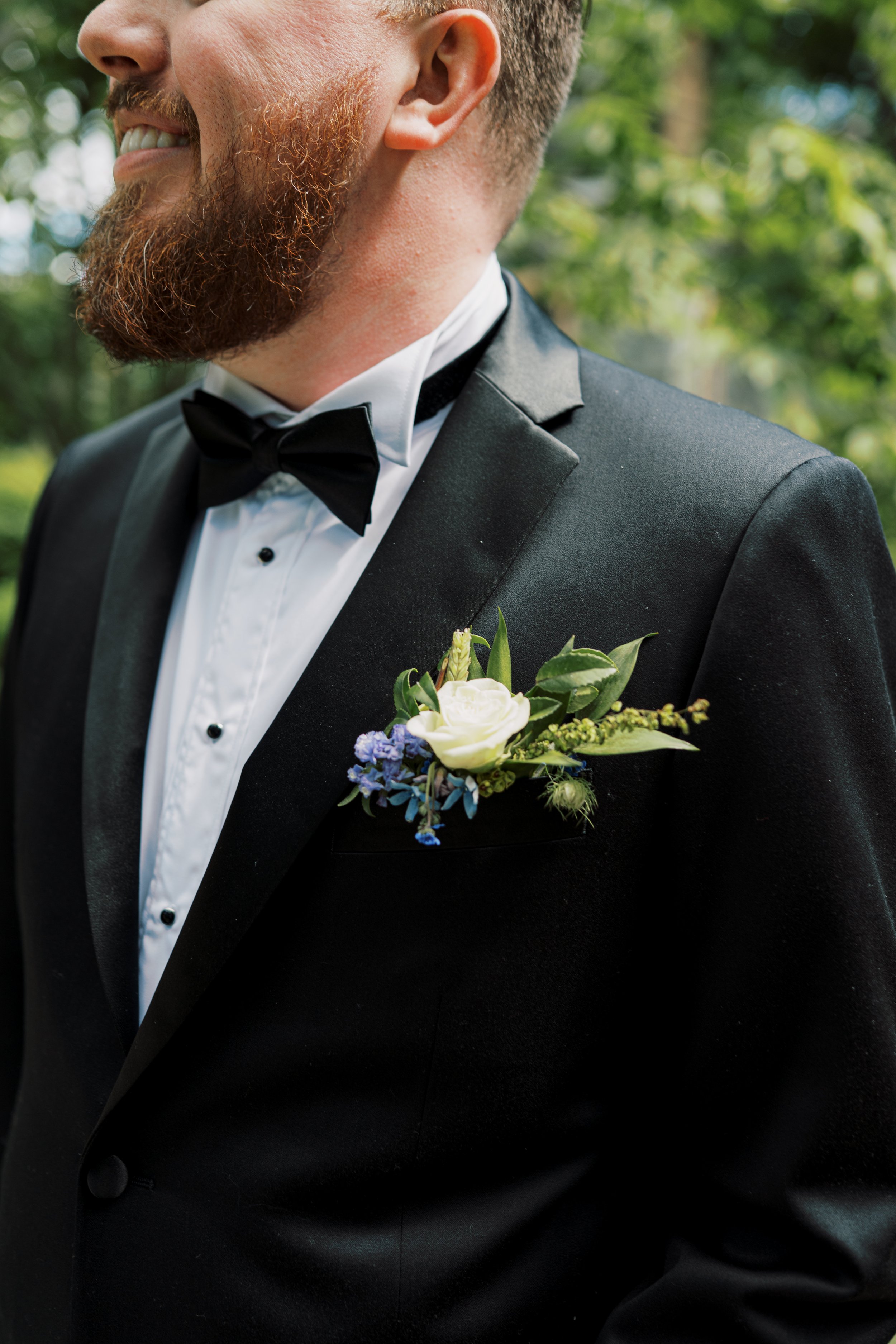 Blue white pocket bout.jpg