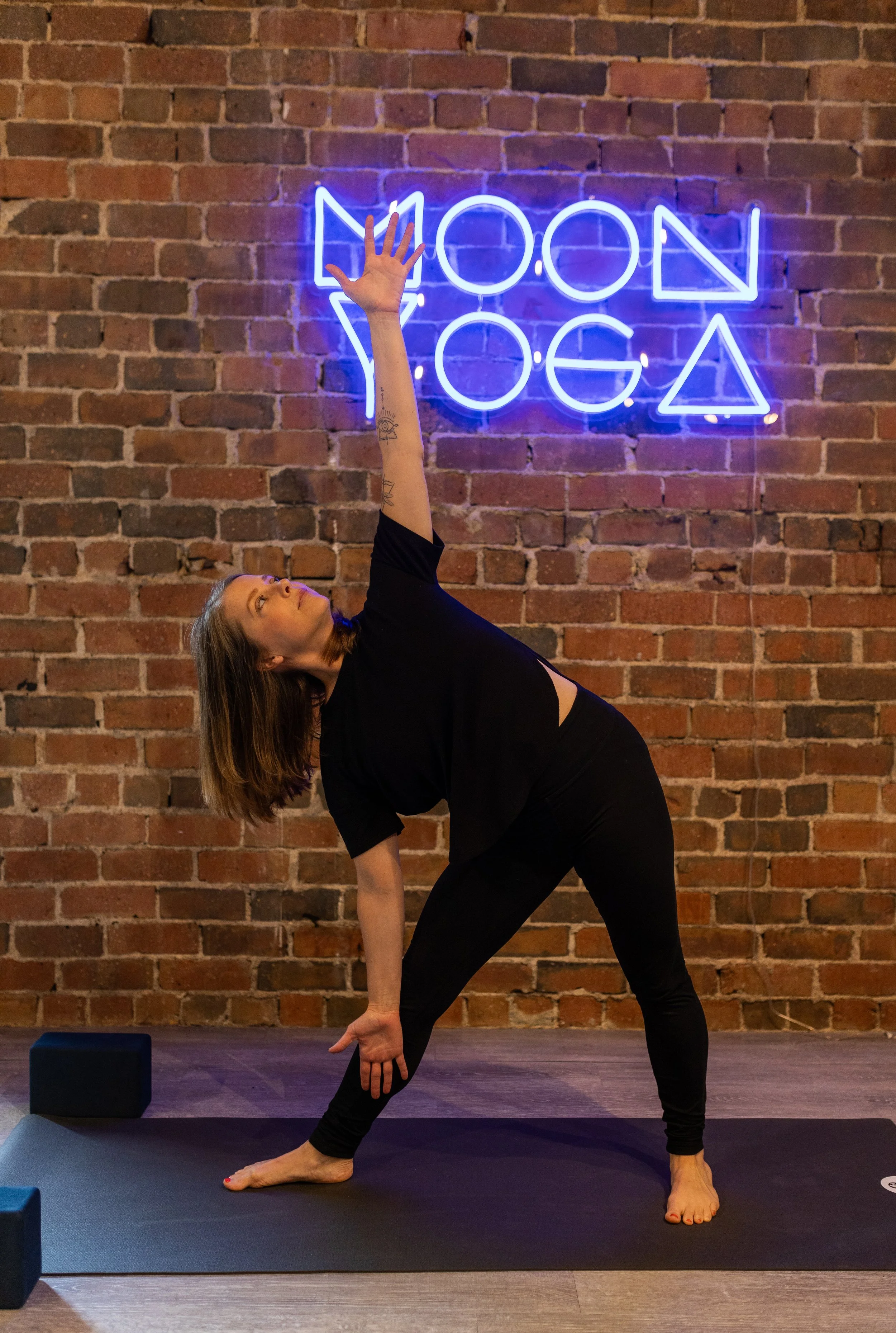 Moonflow2 @ Moon Yoga