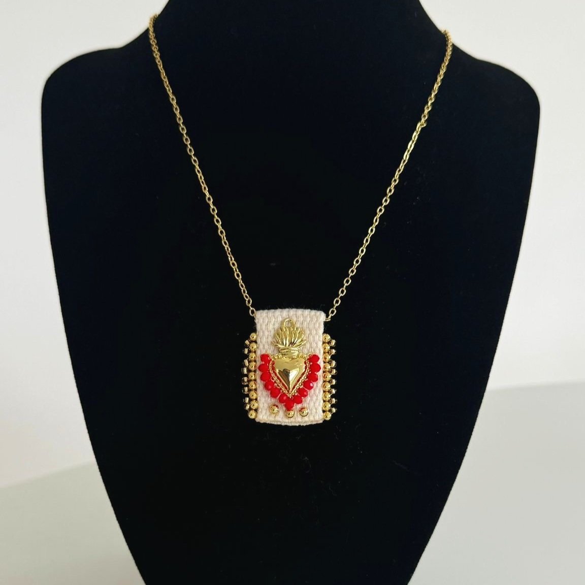 Escapulario+Corazon+Rojo.jpg
