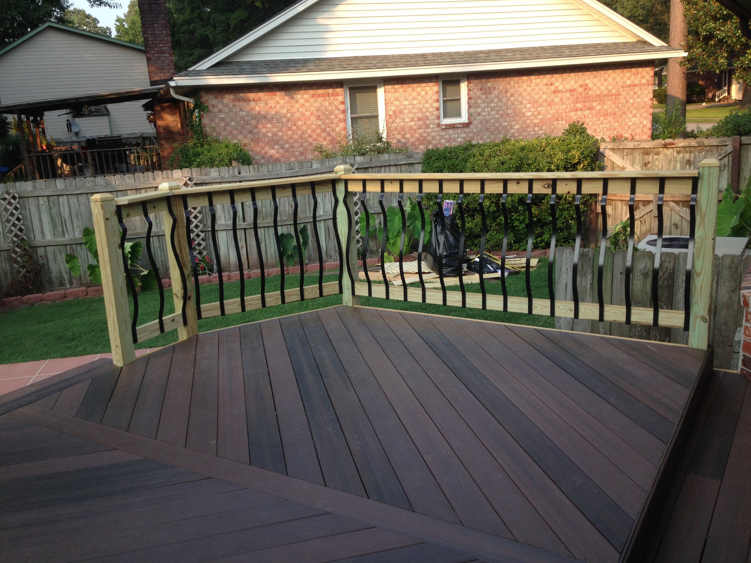 Composite Deck with Pine & Aluminum Handrail