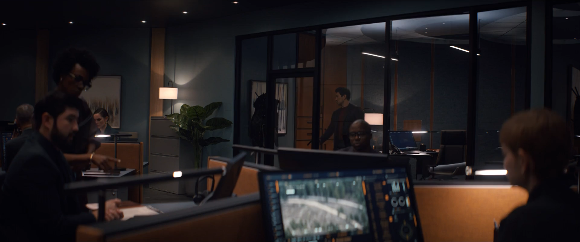 Cope S01E01 83 - Upstairs (0-41-12-09).png