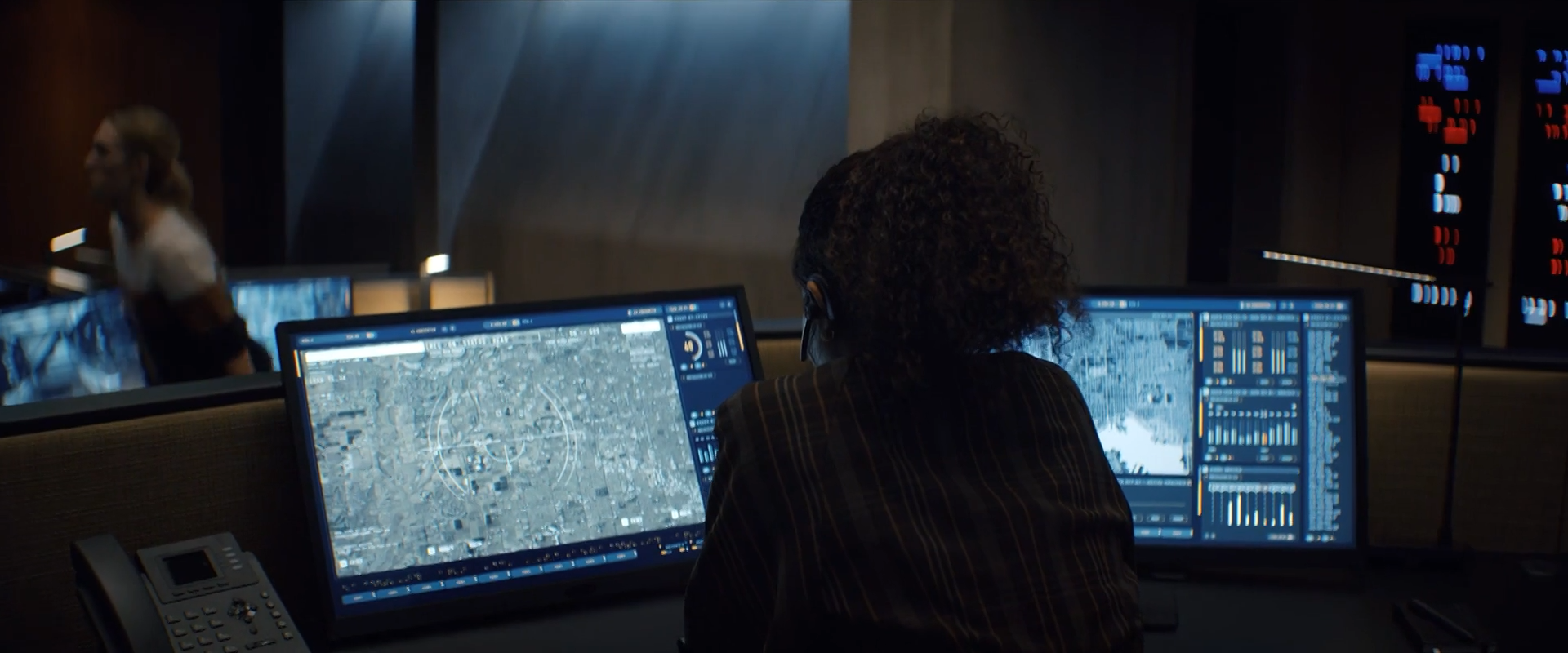 Cope S01E04 16 - Control Room (0-18-59-15).png