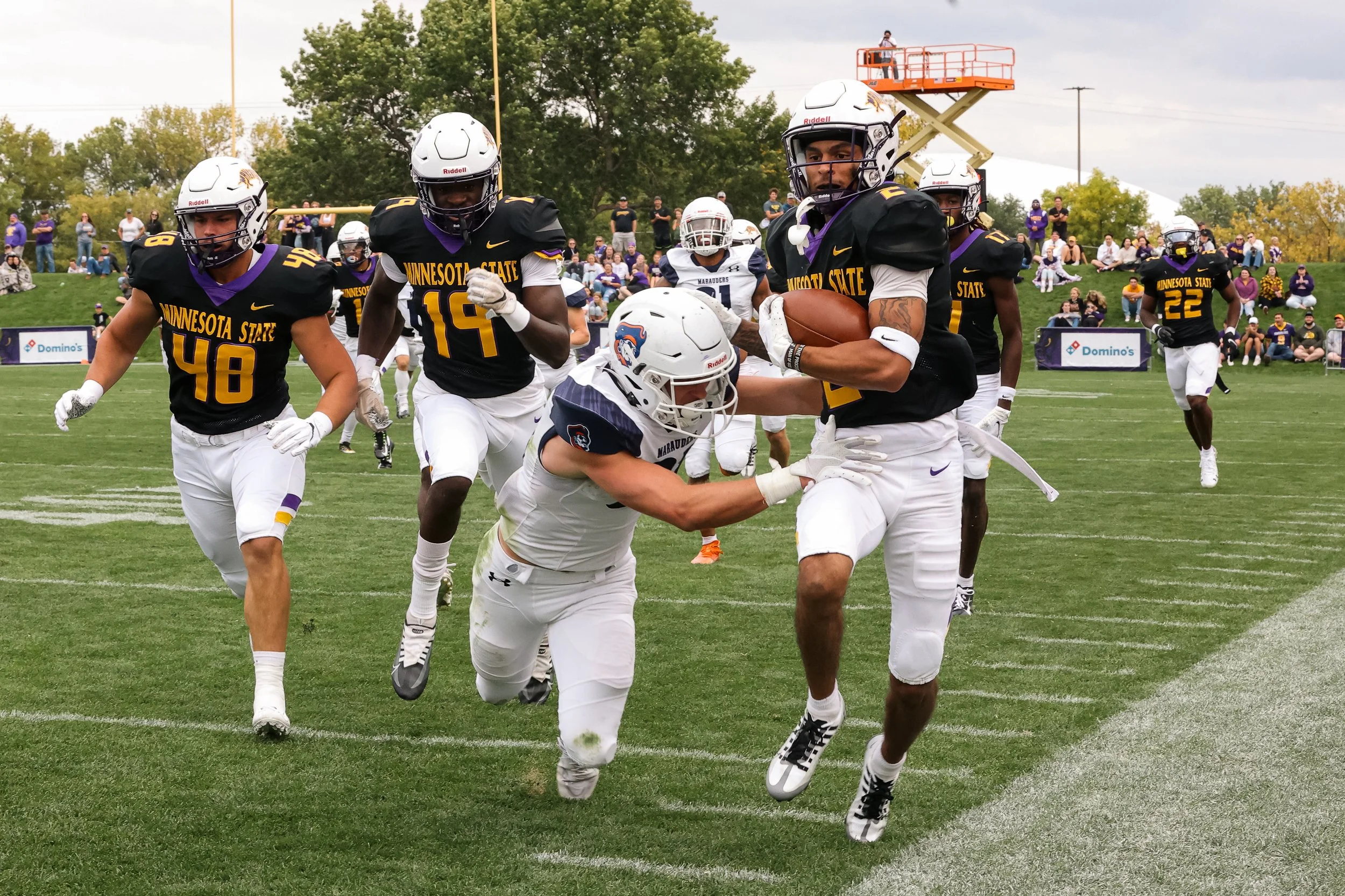 I receiver running for a touchdown.jpg