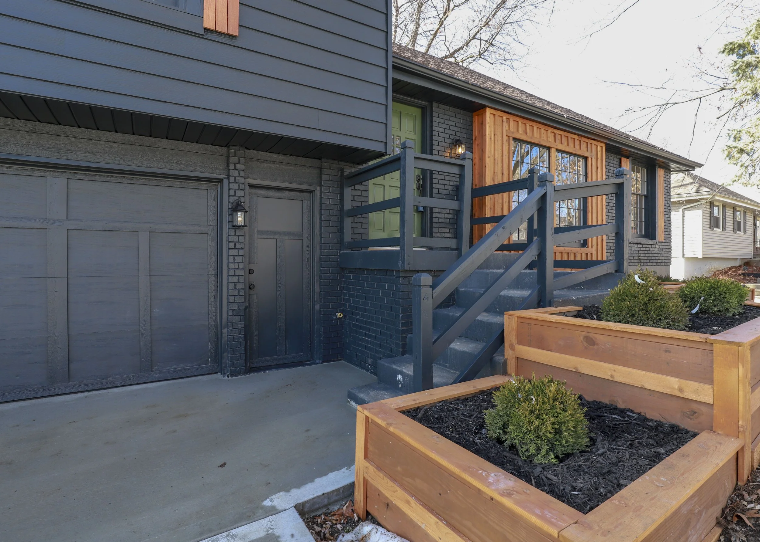 1219 NE 80TH TERRACE_3.JPG