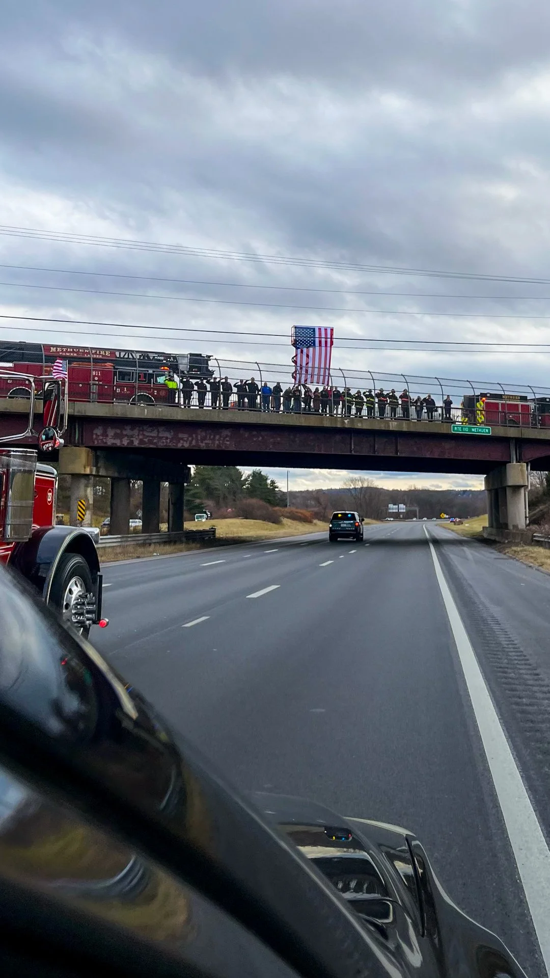 WLF.241209.WreathsAcrossAmerica.Small-15.jpg