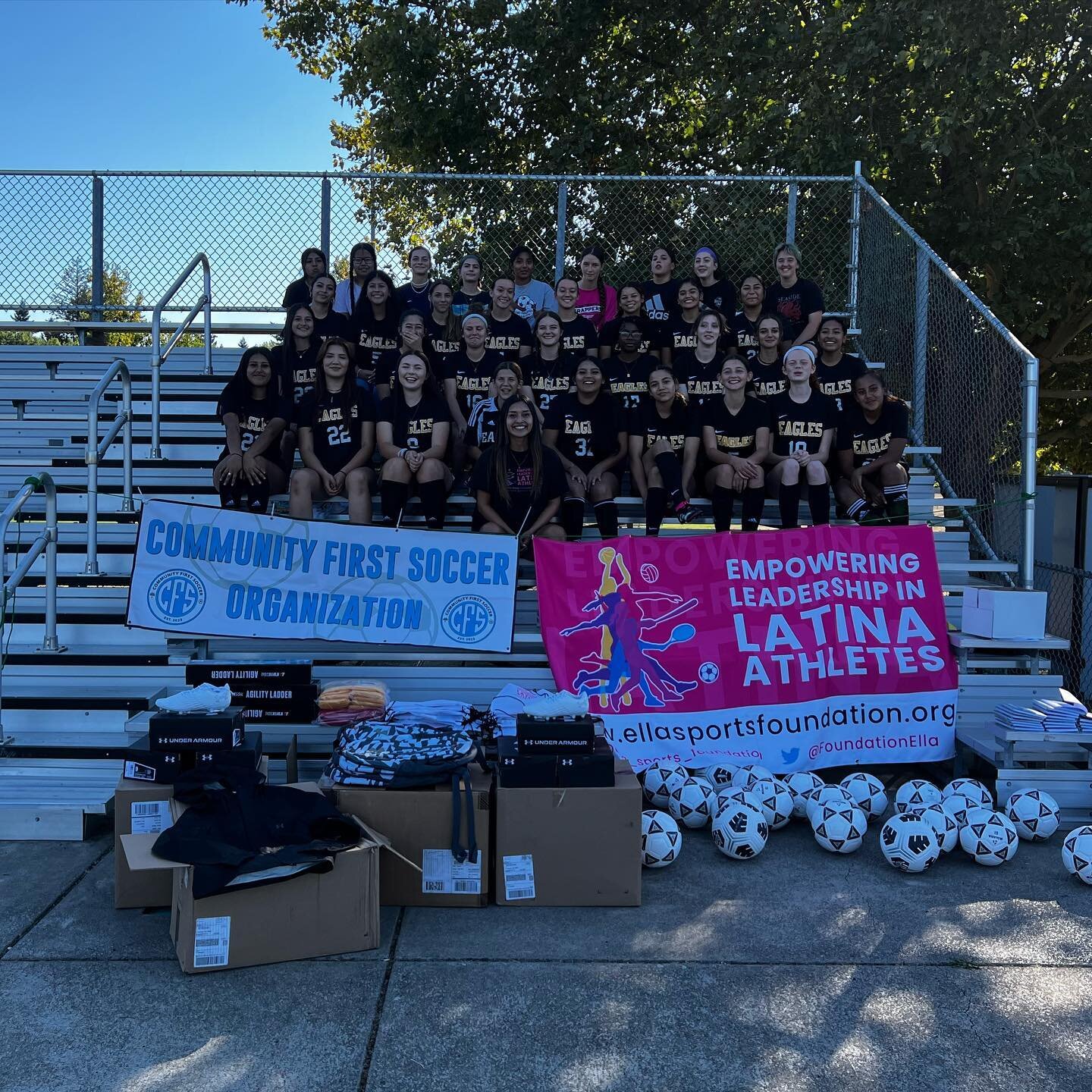 Shoutout to @yaneisyr and @ellasportsfdn for donating over $5000 in soccer gear to Hudson Bay High school in Vancouver, WA. Thank you for allowing us to put on a soccer camp for you guys, it was a pleasure and we can&rsquo;t wait to do it again!