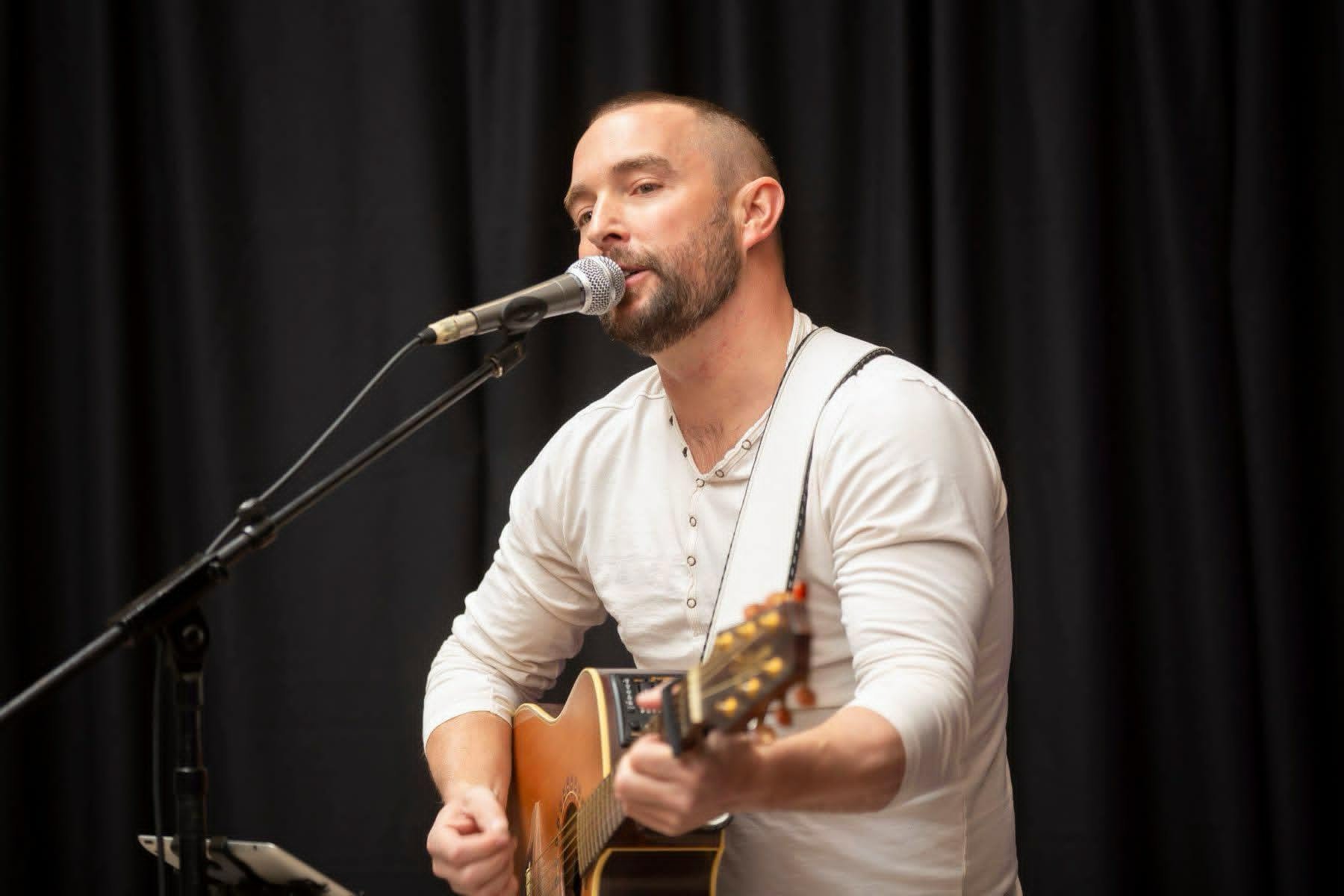 JEREMY WHITE | STEAK NIGHT | THURSDAY, AUGUST 20 | 7–10 PM | NO COVER