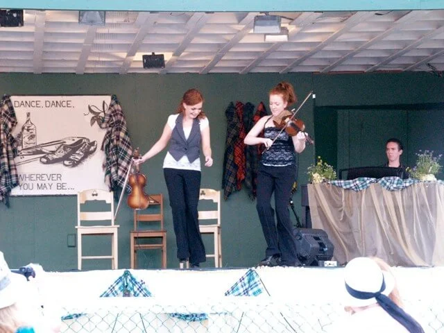 MARGIE BEATON, DAWN BEATON &amp; JAMES MACLEAN | SUNDAY MATINÉE | OCTOBER 4 | 4 TO 7 PM | $12 COVER