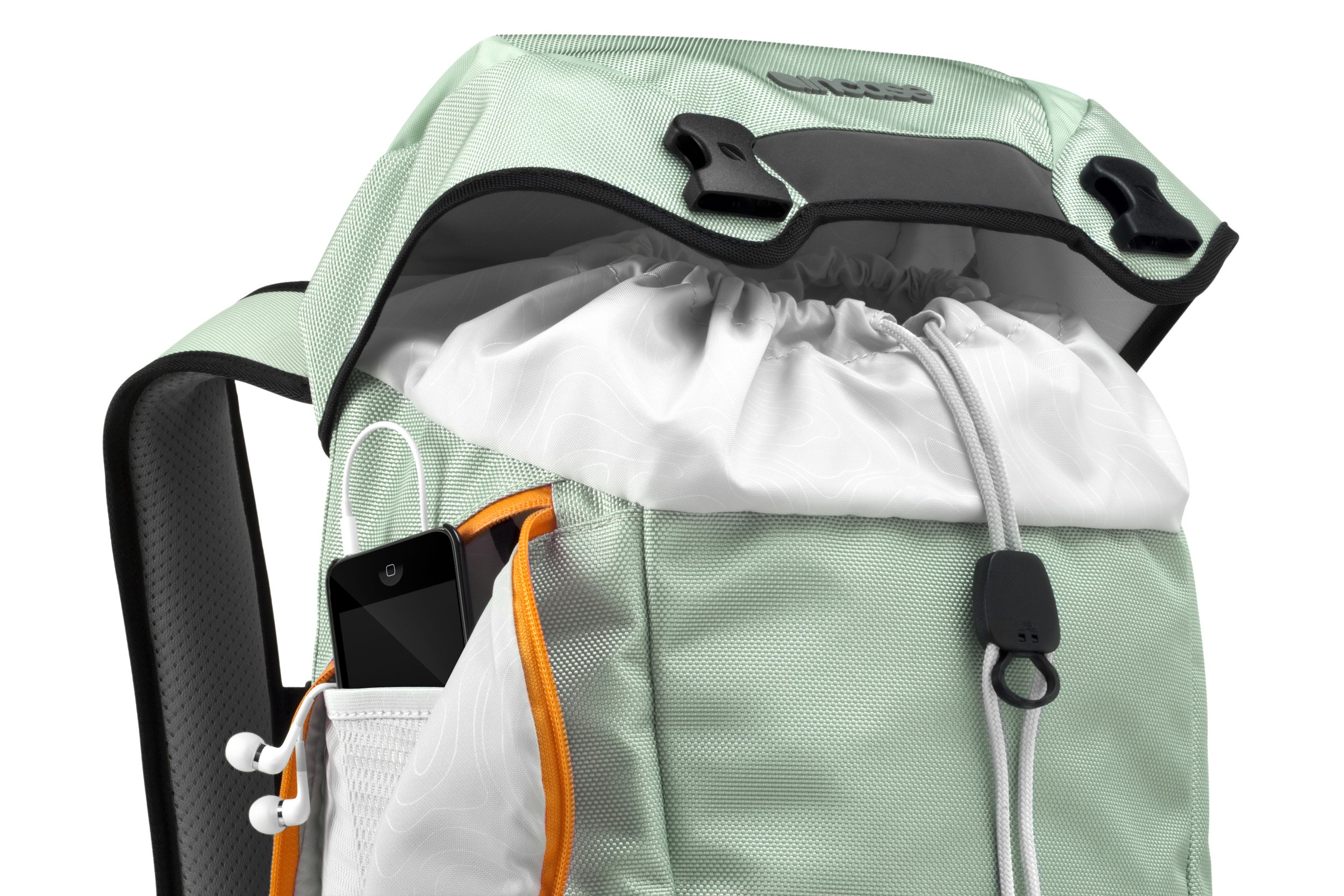 courier_macro2_lookbook_s11_WEB.jpg