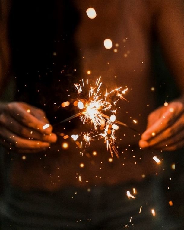 How to Take Awesome Sparkler Photos • The Blonde Abroad.jpg