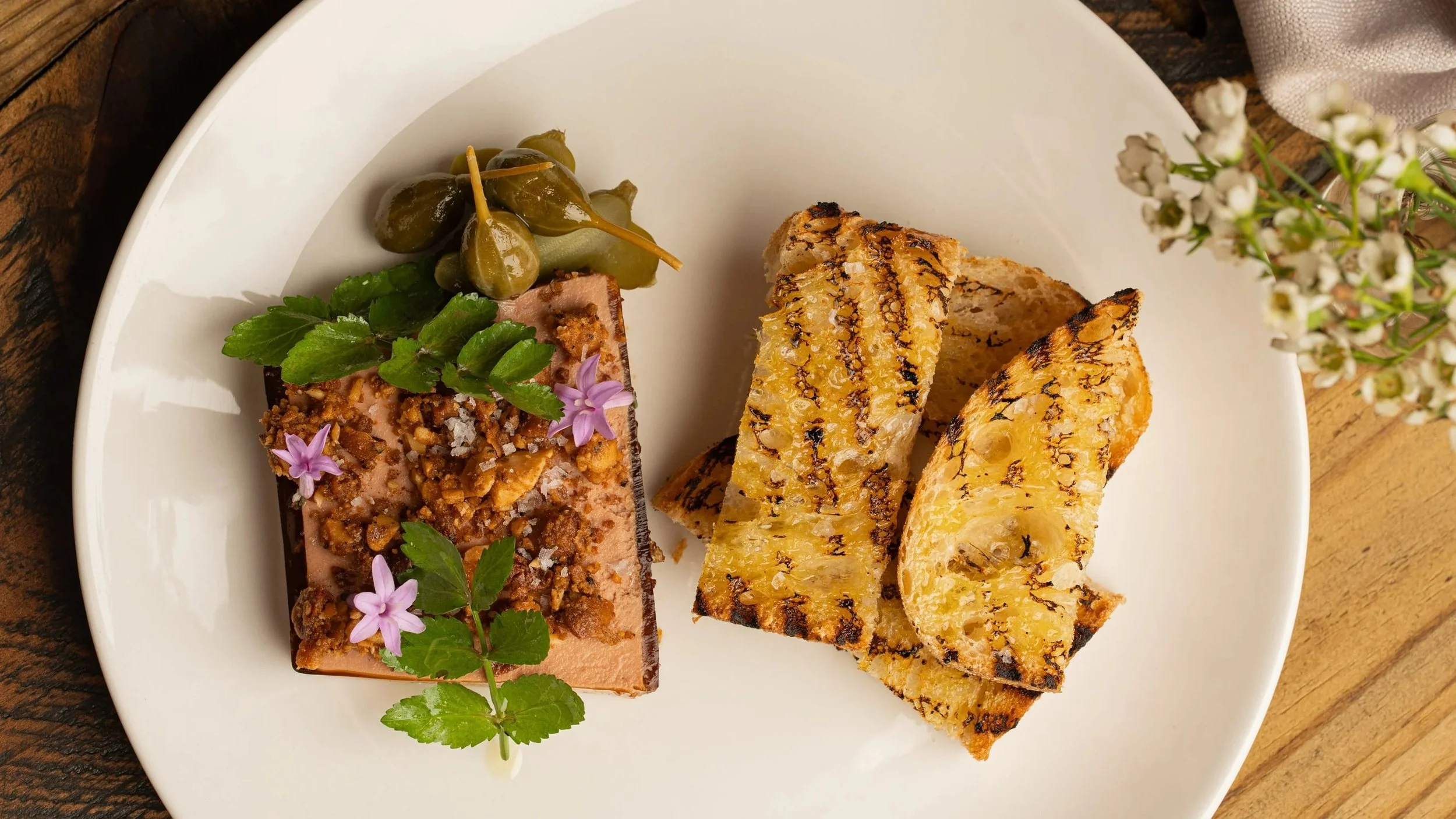BoroniaKitchen_LeighGriffiths-33.jpg