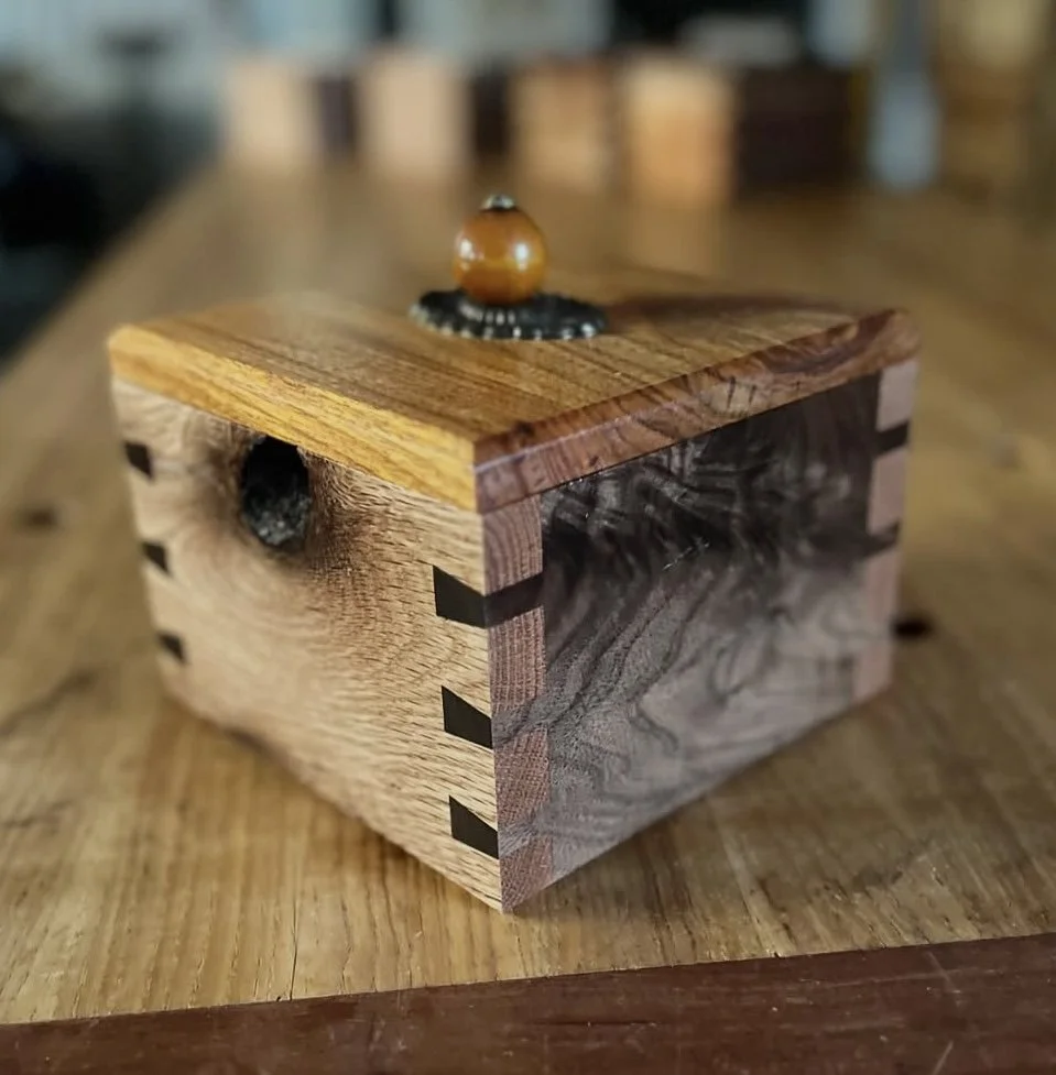 Heirloom dovetail box - B11 — Royal Blue Fine Woodworking