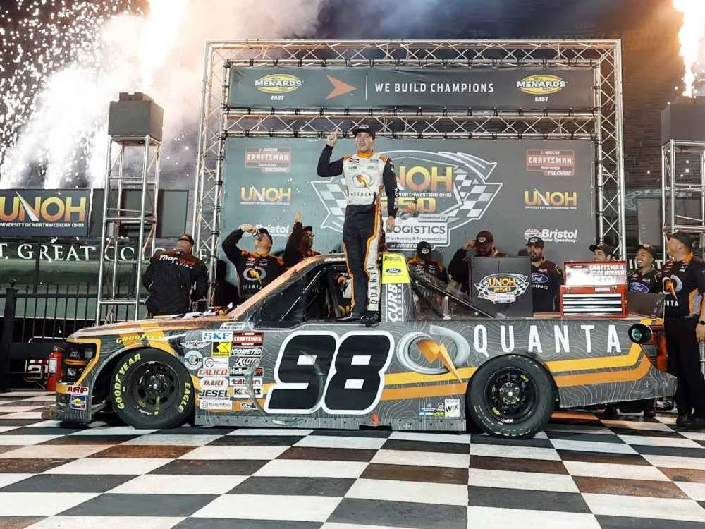 ($87.00) *Preorder* Jake Garcia Autographed 2026 Quanta Services Bristol 9/17/26 Race Win 1:24 Nascar Diecast - Truck Series