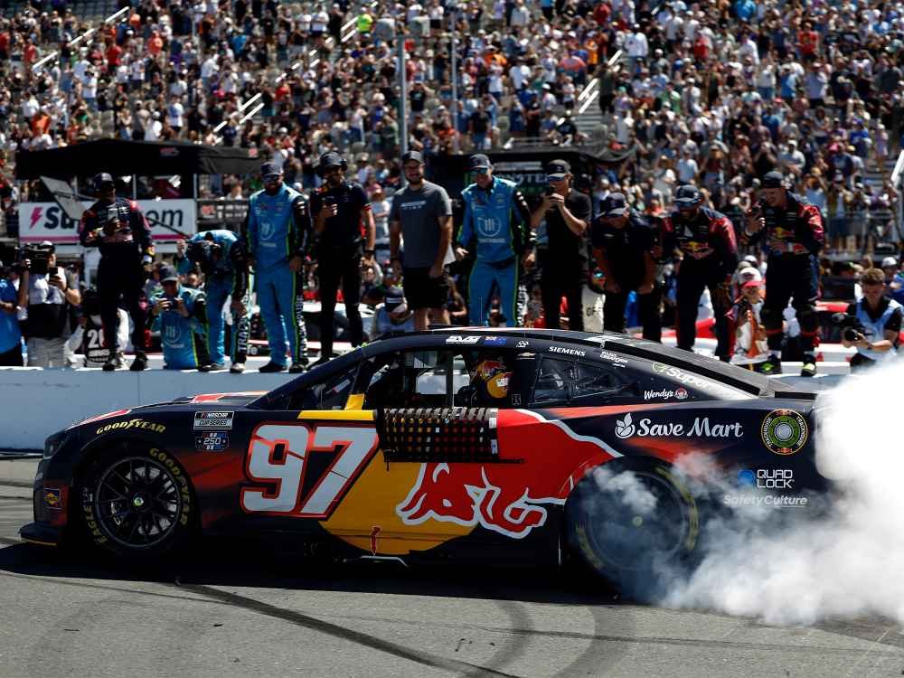 van-GisbergenS-Red-Bull-RW-Sonoma-2026.jpg