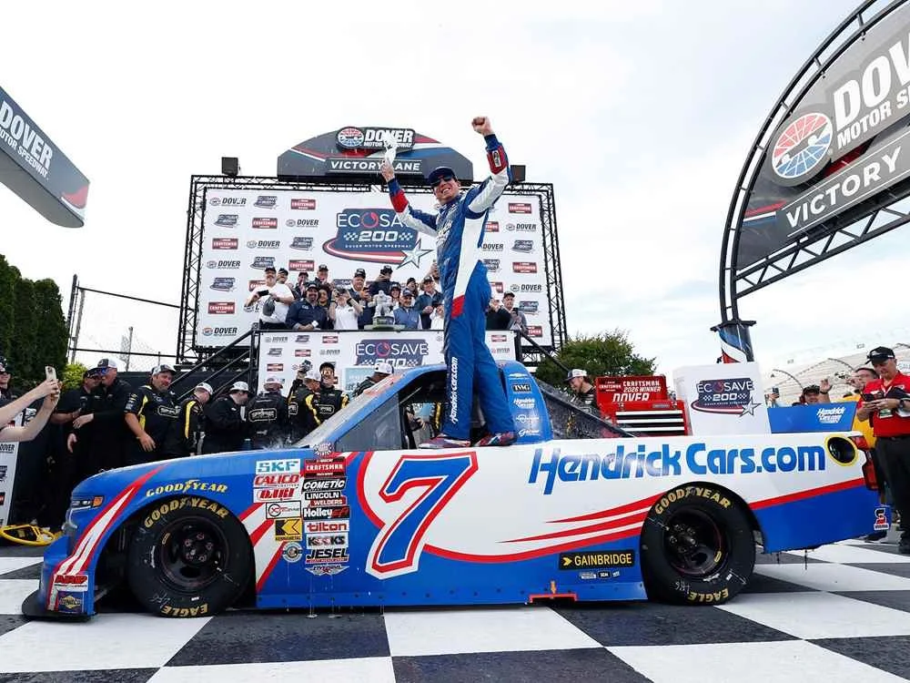 BuschK-HendrickCars-RW-Dover-2026-NCTS.jpg