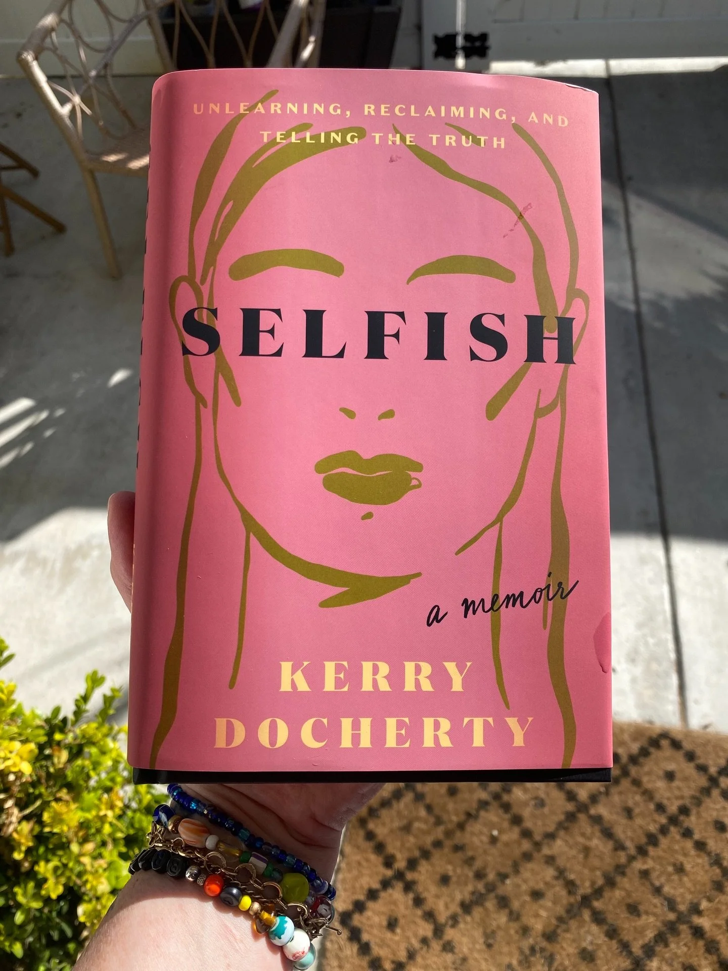 Talk about perfect timing. My copy of Selfish by @kerrydocherty arrived the day after her @powerfulladies podcast episode went live. ✨✨ Bought from @bookshop_org of course! Can&rsquo;t wait to cozy up with my hard copy and get into all this goodness.