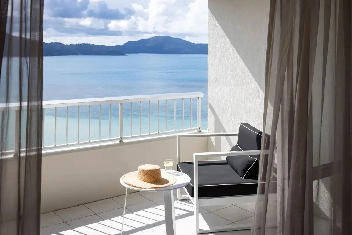 REEF VIEW ROOM 4.jpeg