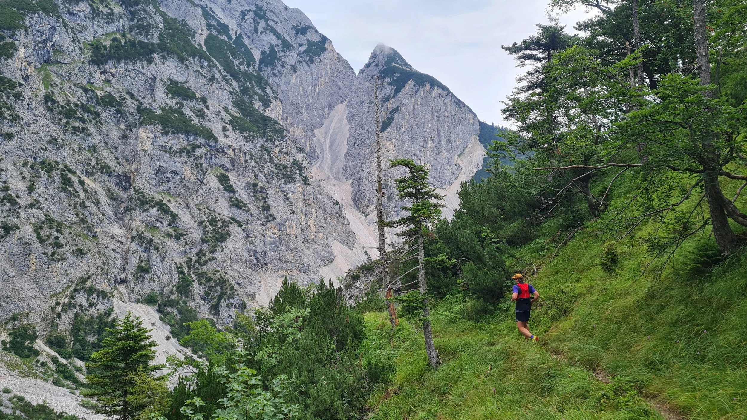 A short Halltal round